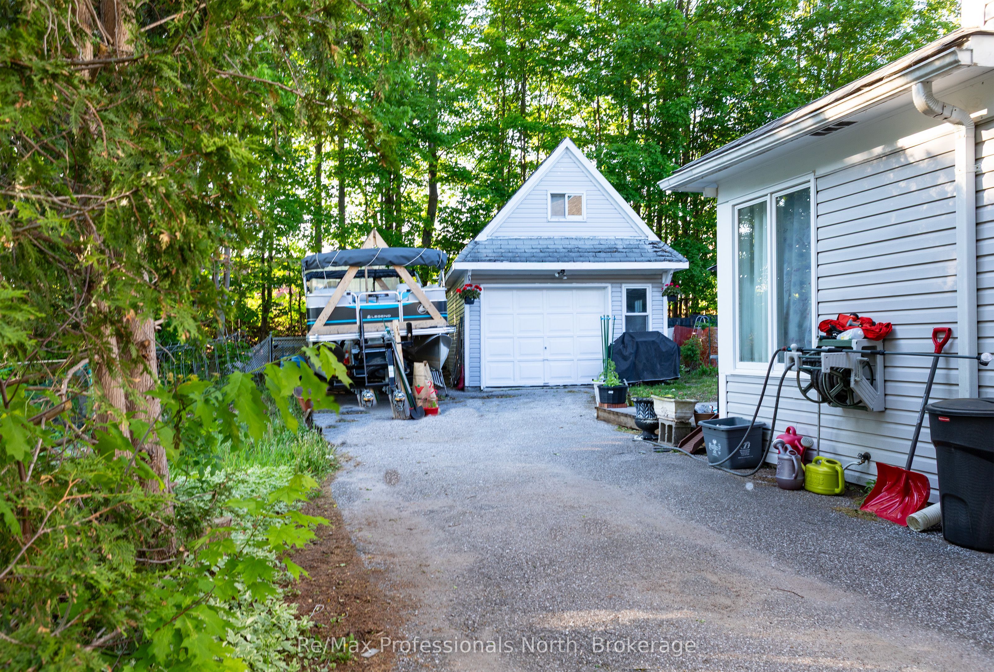 340 James Street W, Gravenhurst, ON P1P 1J7 photo 4