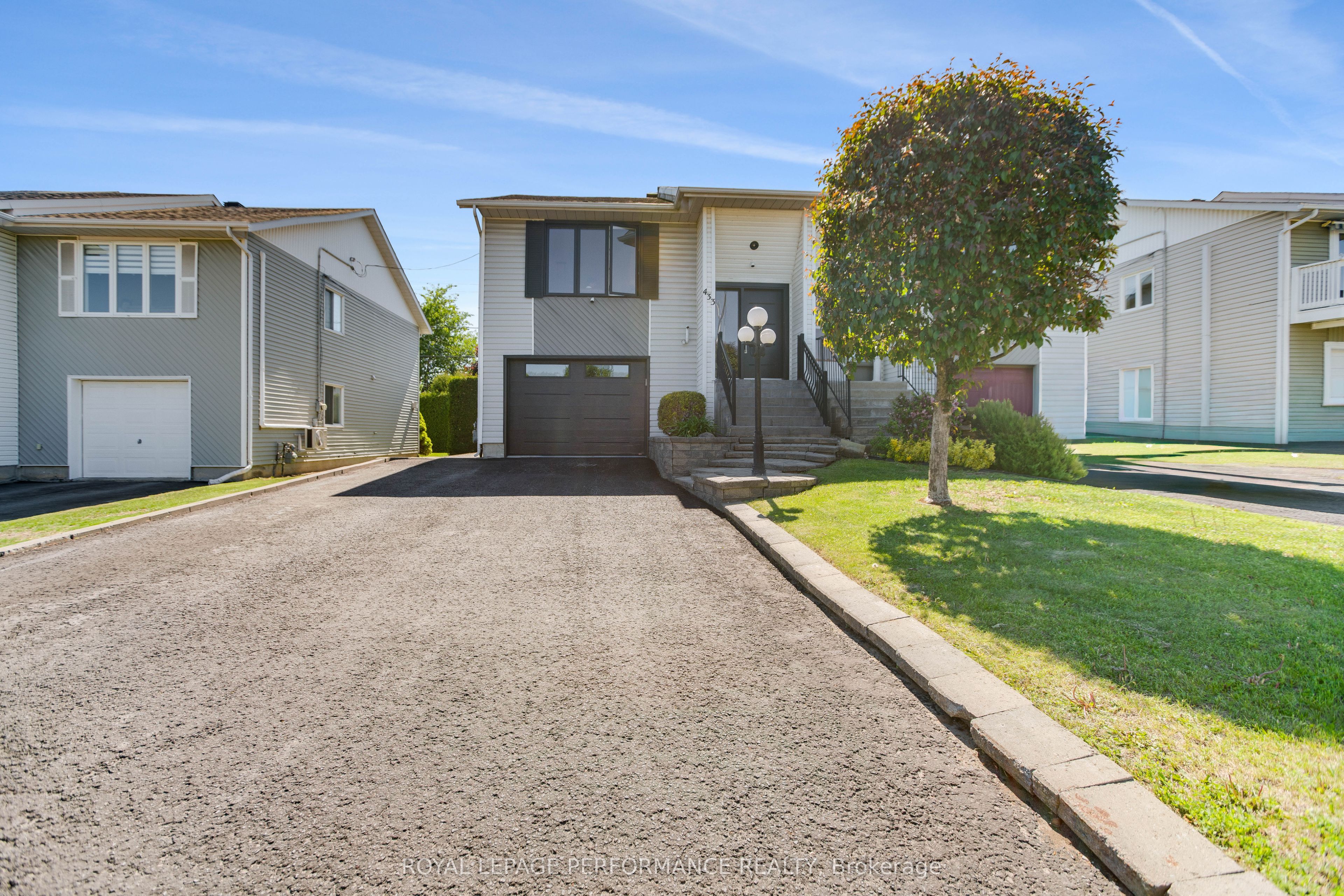 433 Tupper Street, Hawkesbury, ON K6A 3L9