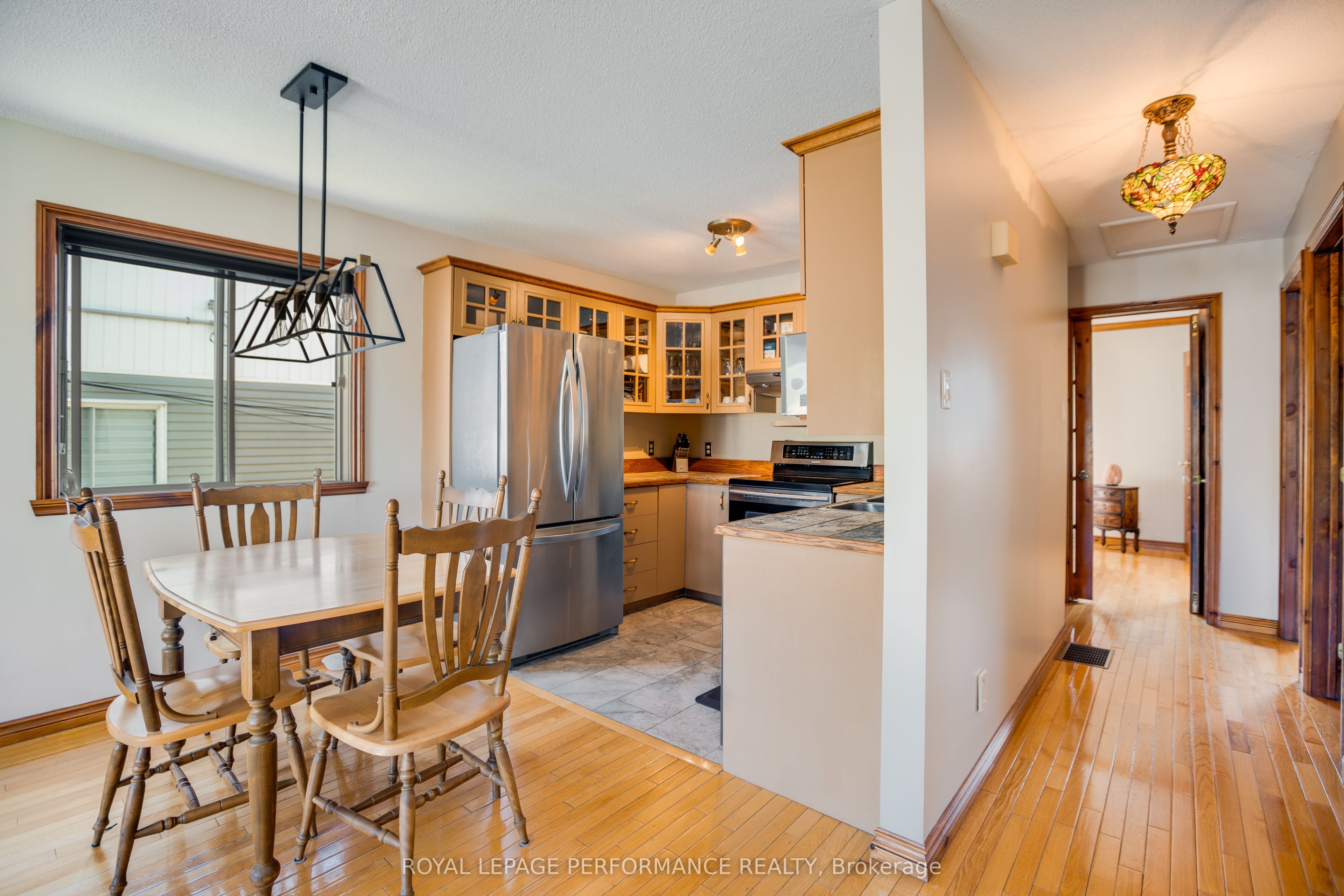 433 Tupper Street, Hawkesbury, ON K6A 3L9 photo 4
