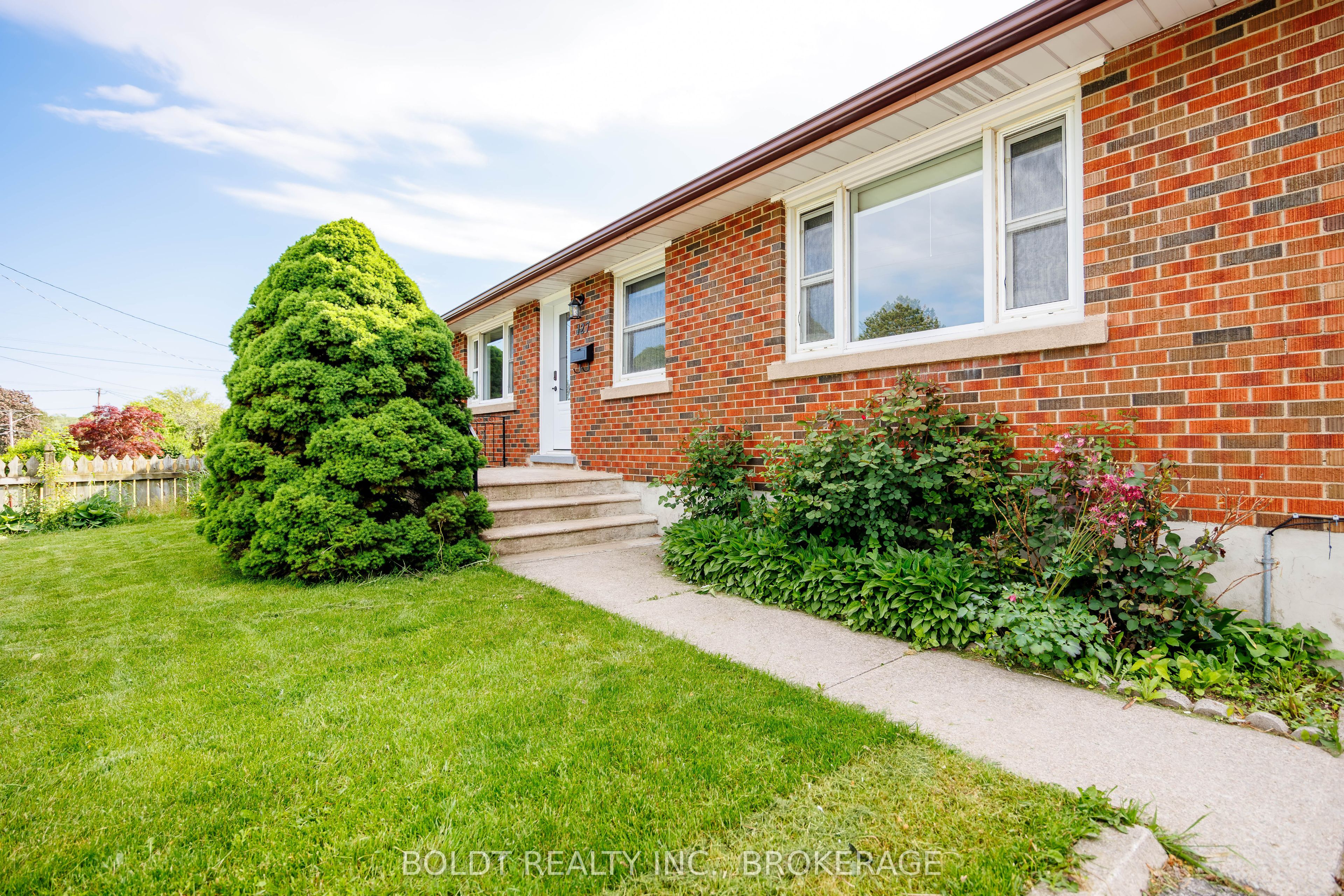 127 Louth Street Unit#1, St. Catharines, ON L2S 2T8 photo 5