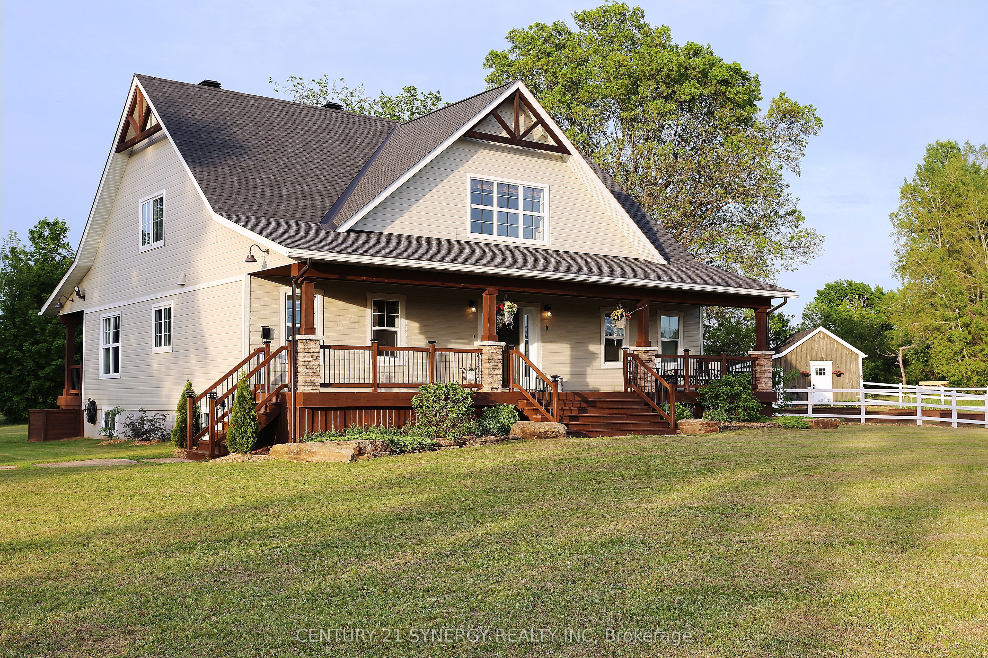 8 Otter Lake Road, Rideau Lakes, ON K0G 1L0