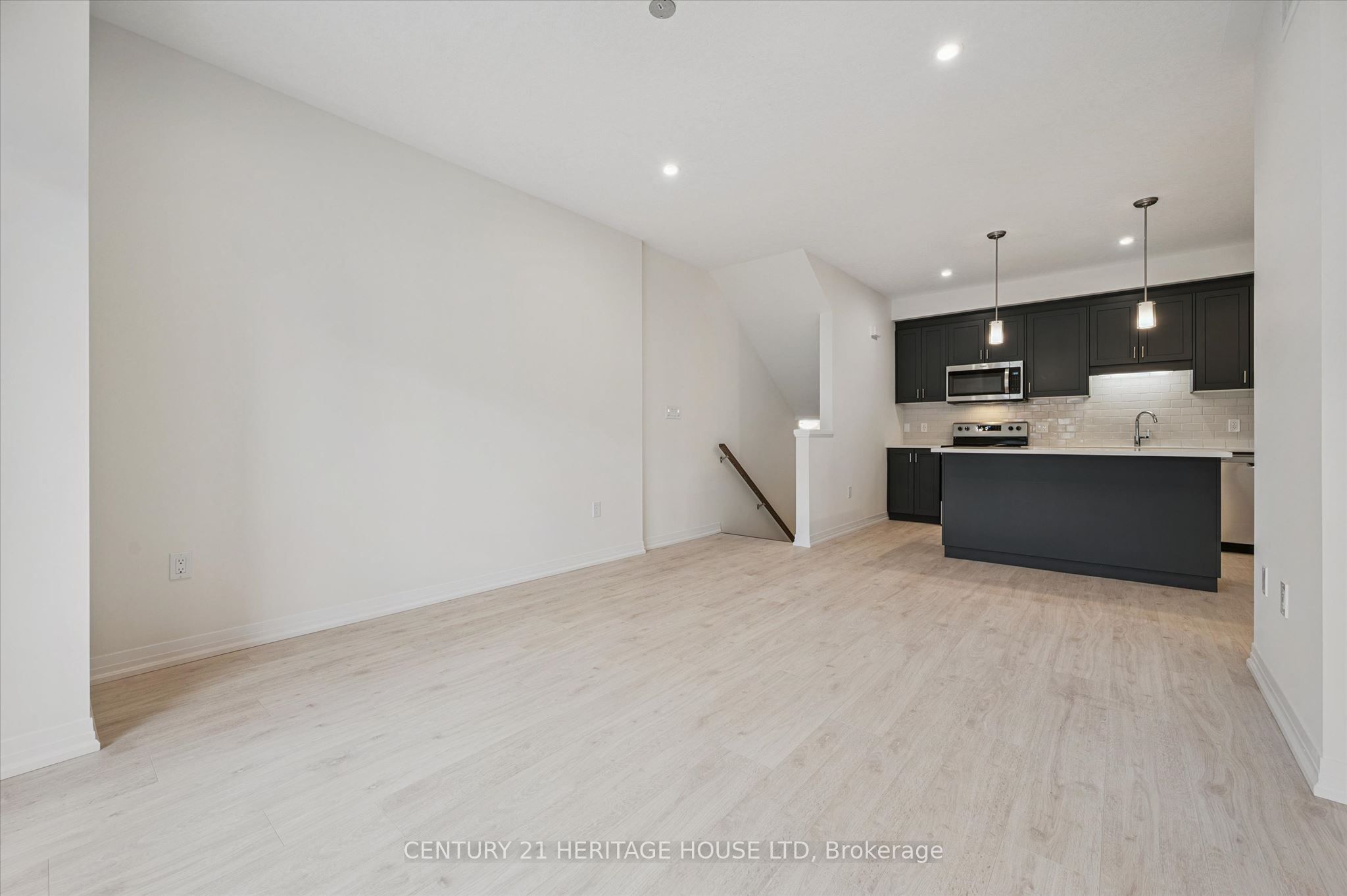 525 Erinbrook Drive C052, Kitchener, ON N2E 3T1 photo 5
