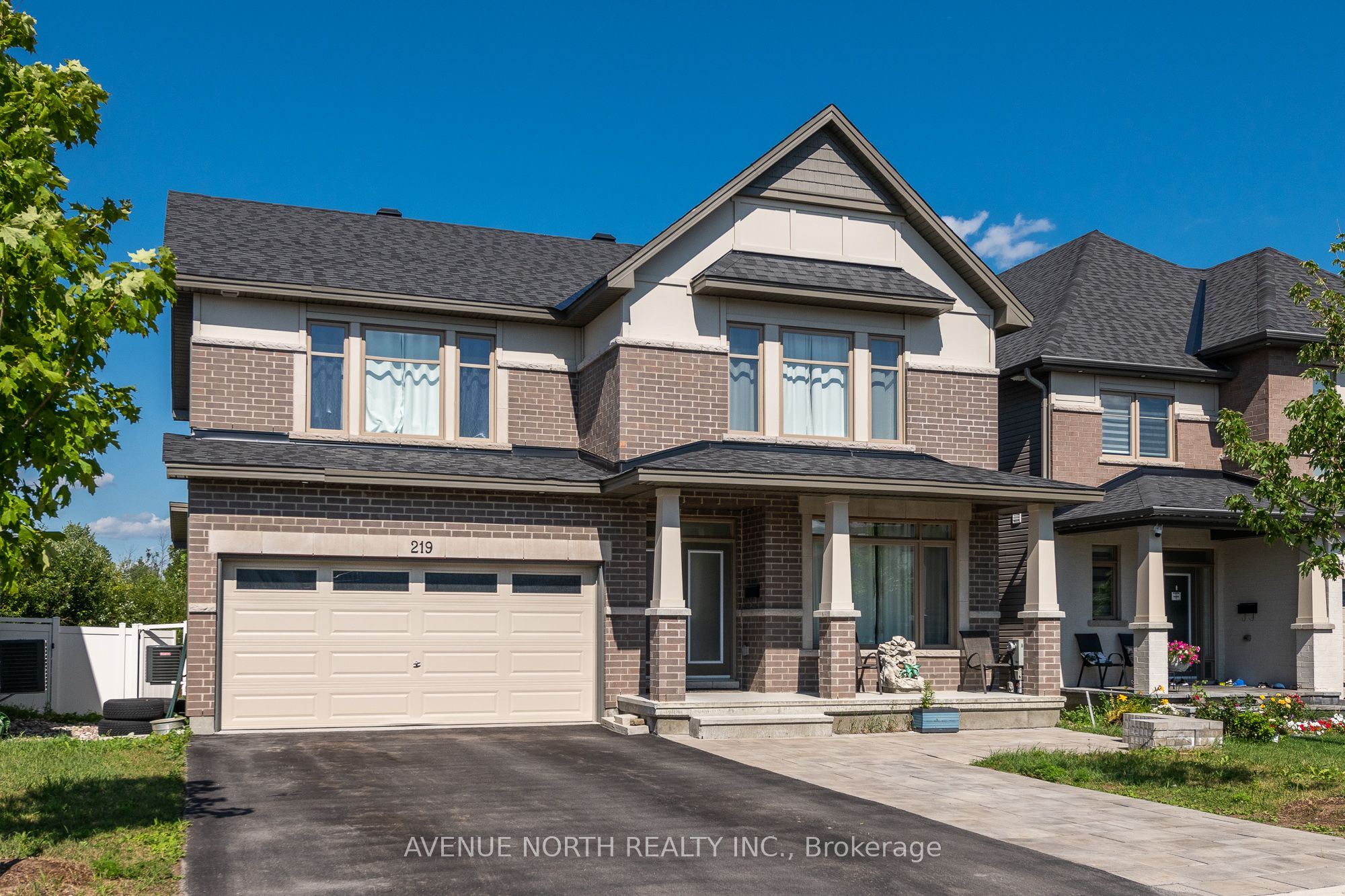 219 Reisling Way, Leitrim, ON K1T 0X1 photo 2