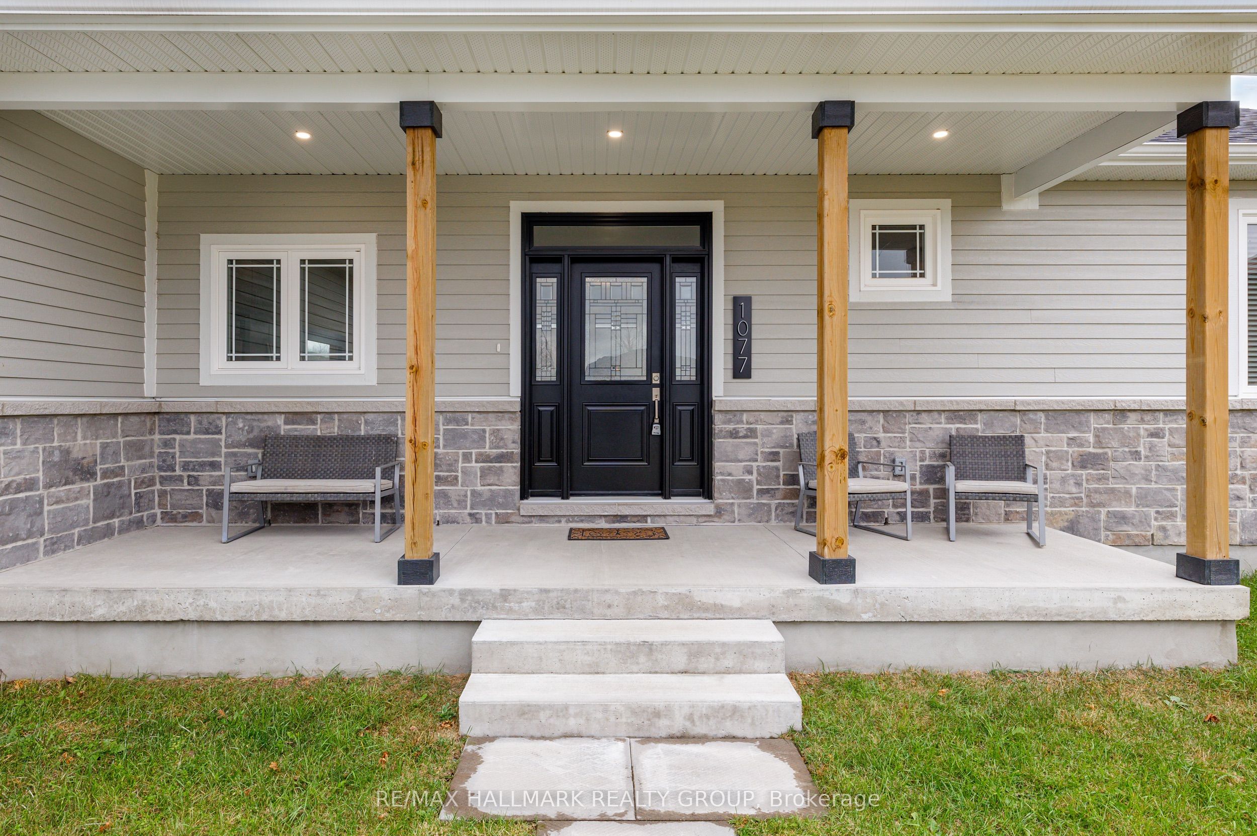 1077 SHEARER Drive, Brockville, ON K6V 7K1 photo 2