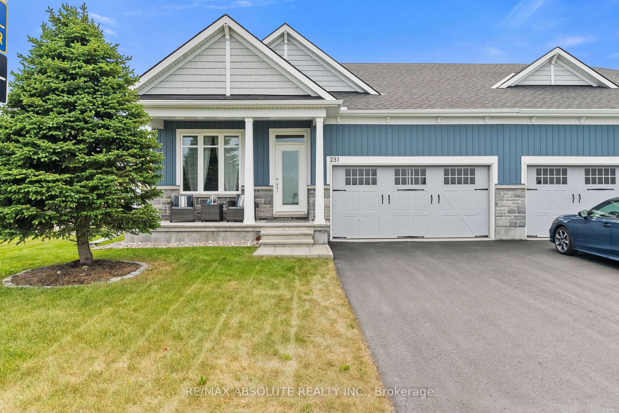 231 SHINNY Avenue, Kanata, ON K2B 0V9