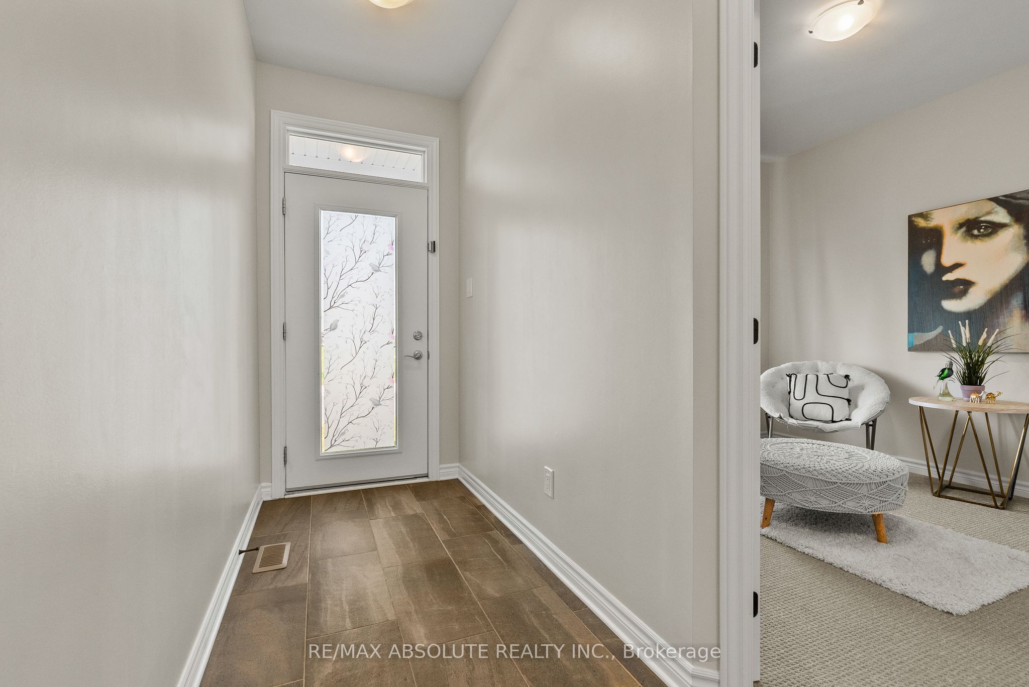 231 SHINNY Avenue, Kanata, ON K2B 0V9 photo 3