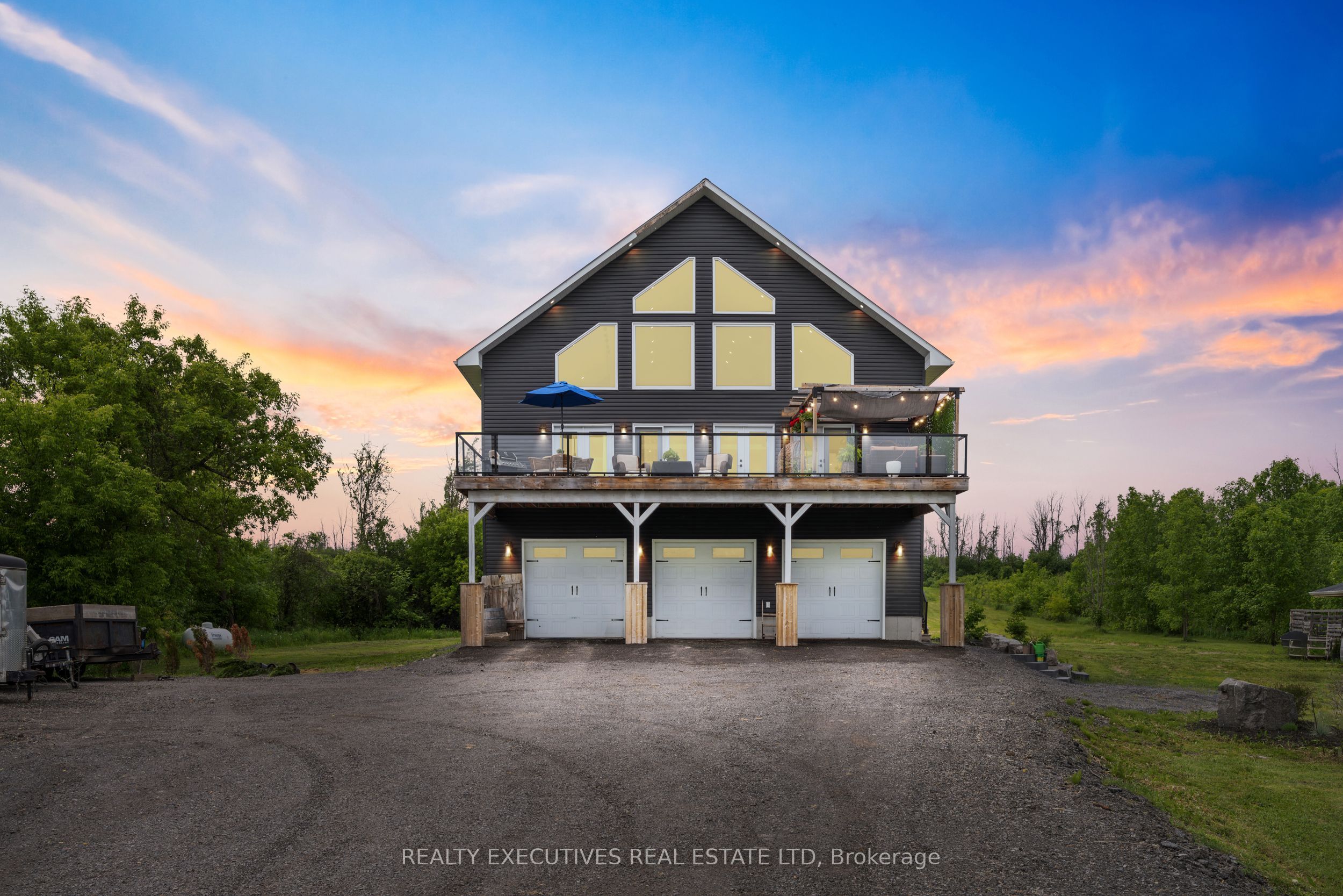 10115 County Road 2 Road, South Dundas, ON K0E 1K0