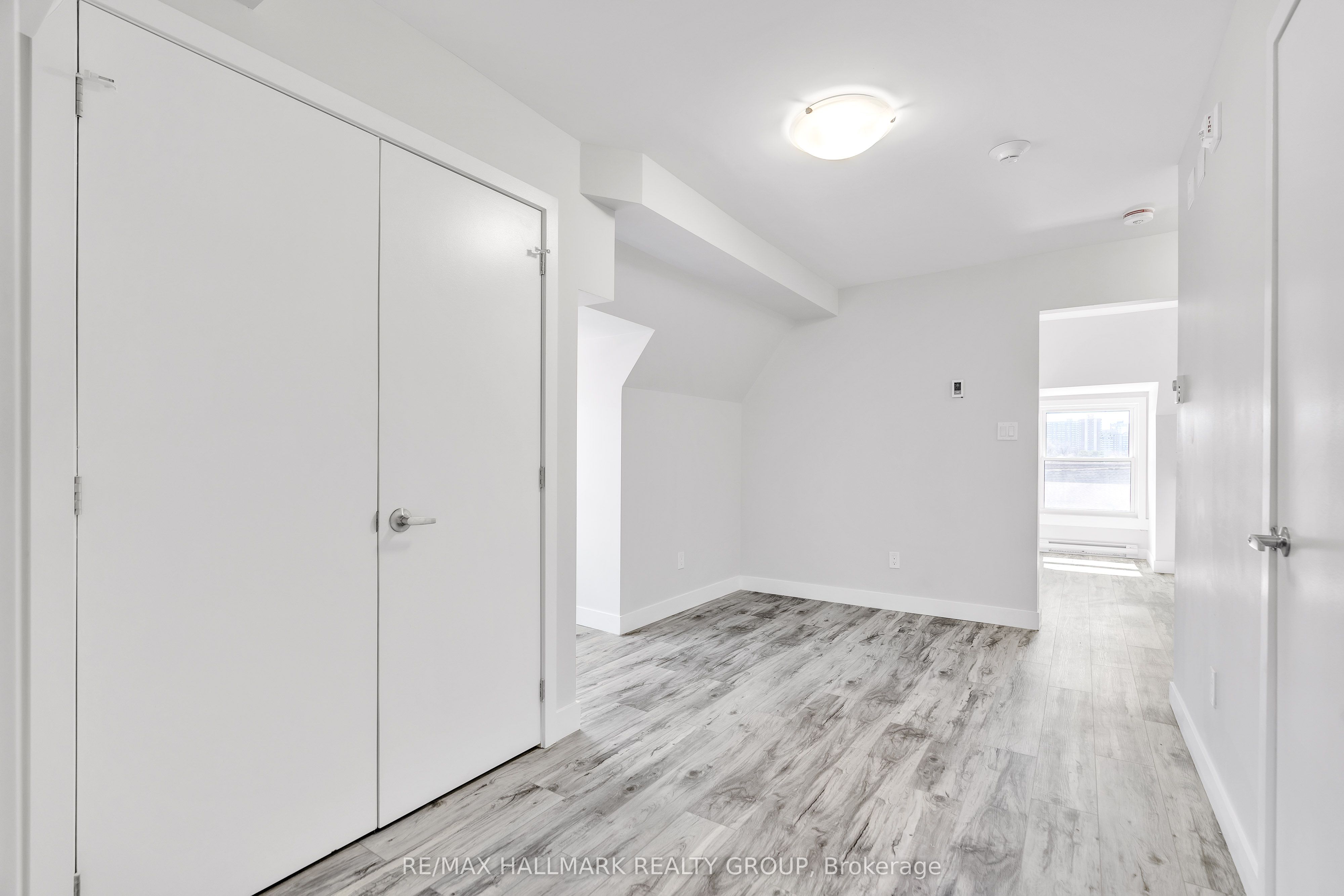 261 Somerset Street E 5, Ottawa Centre, ON K1N 6V5 photo 5