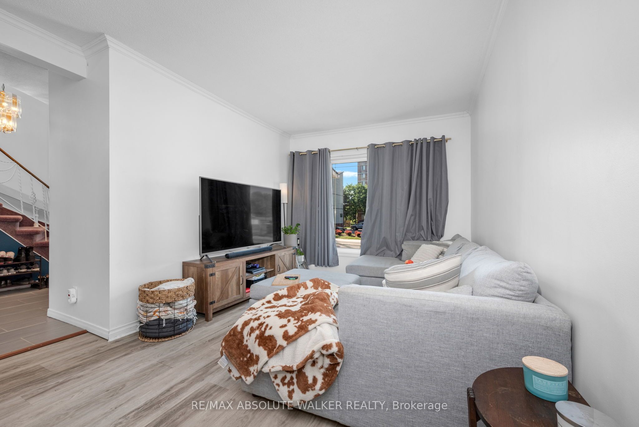 412 Montreal Road, Vanier and Kingsview Park, ON K1K 0V4 photo 5