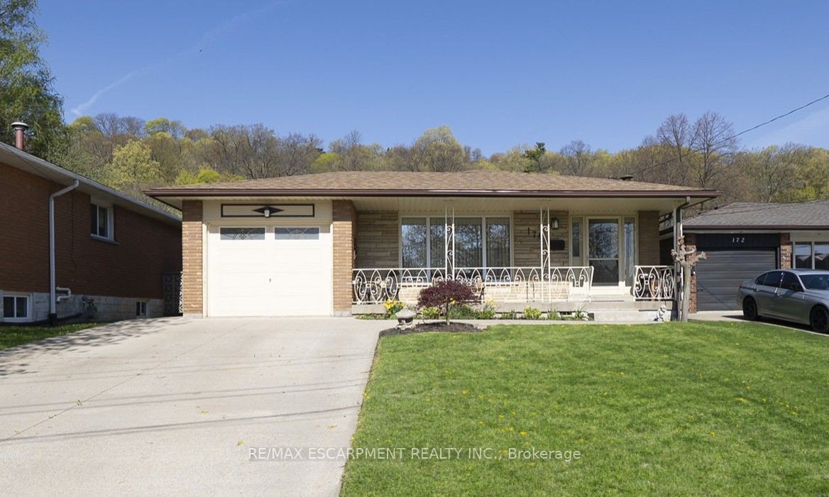 176 Kimberly Drive, Hamilton, ON L8K 4L1