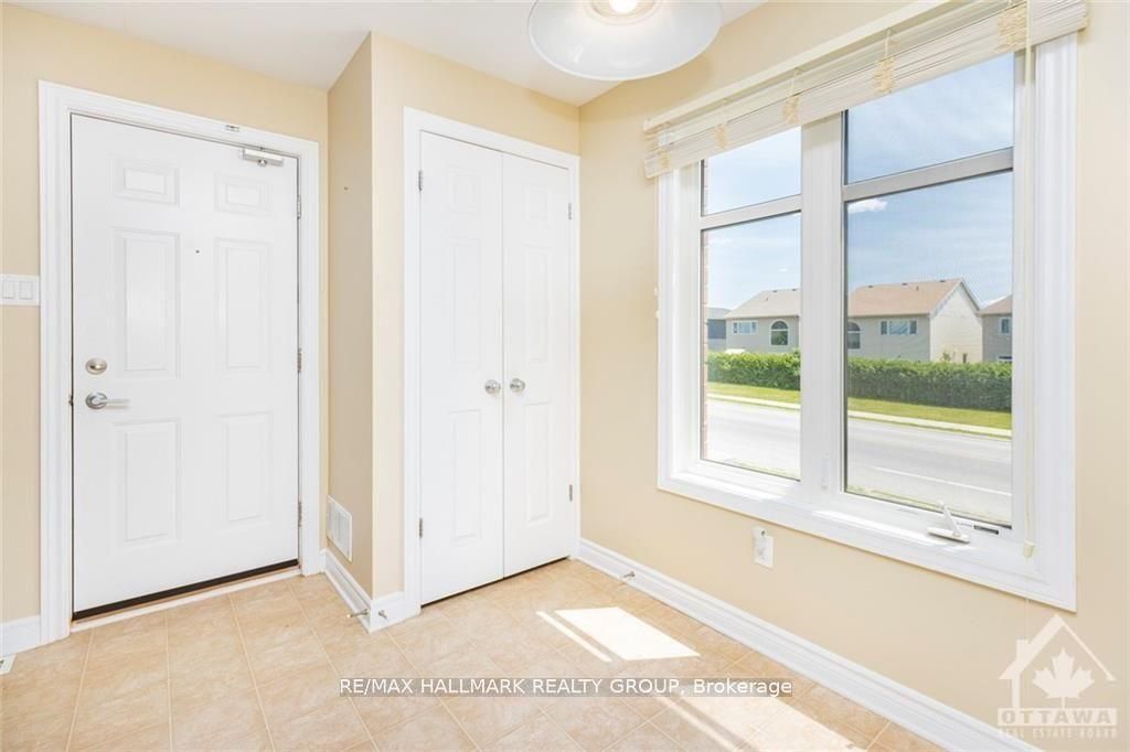 1124 Docteur Corbeil Boulevard 5, Clarence-Rockland, ON K4K 0G9 photo 4