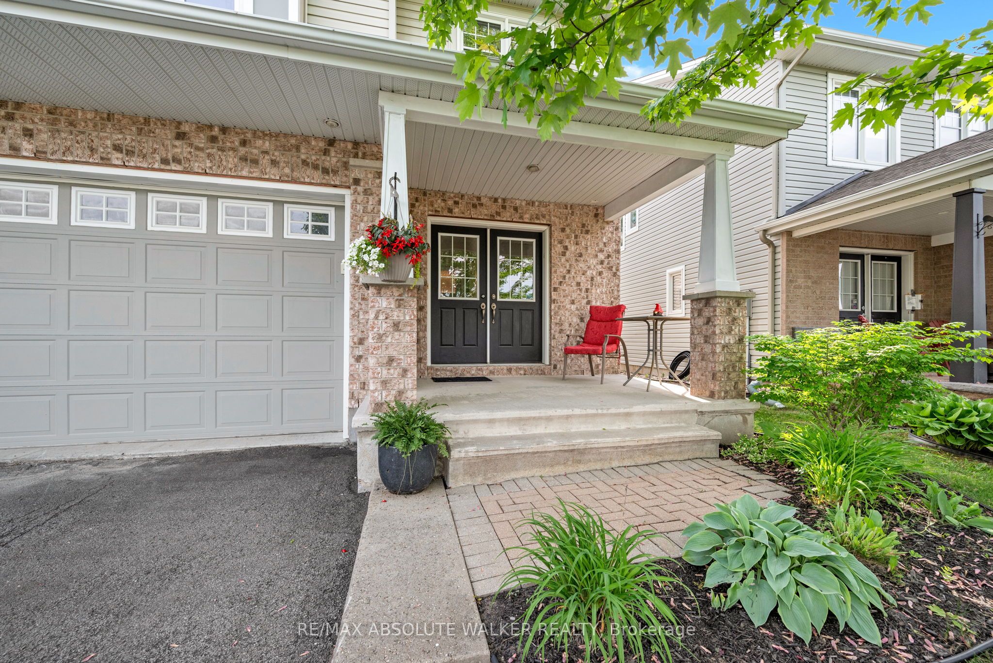 299 Bradwell Way, Blossom Park - Airport and Area, ON K1T 0G6 photo 3