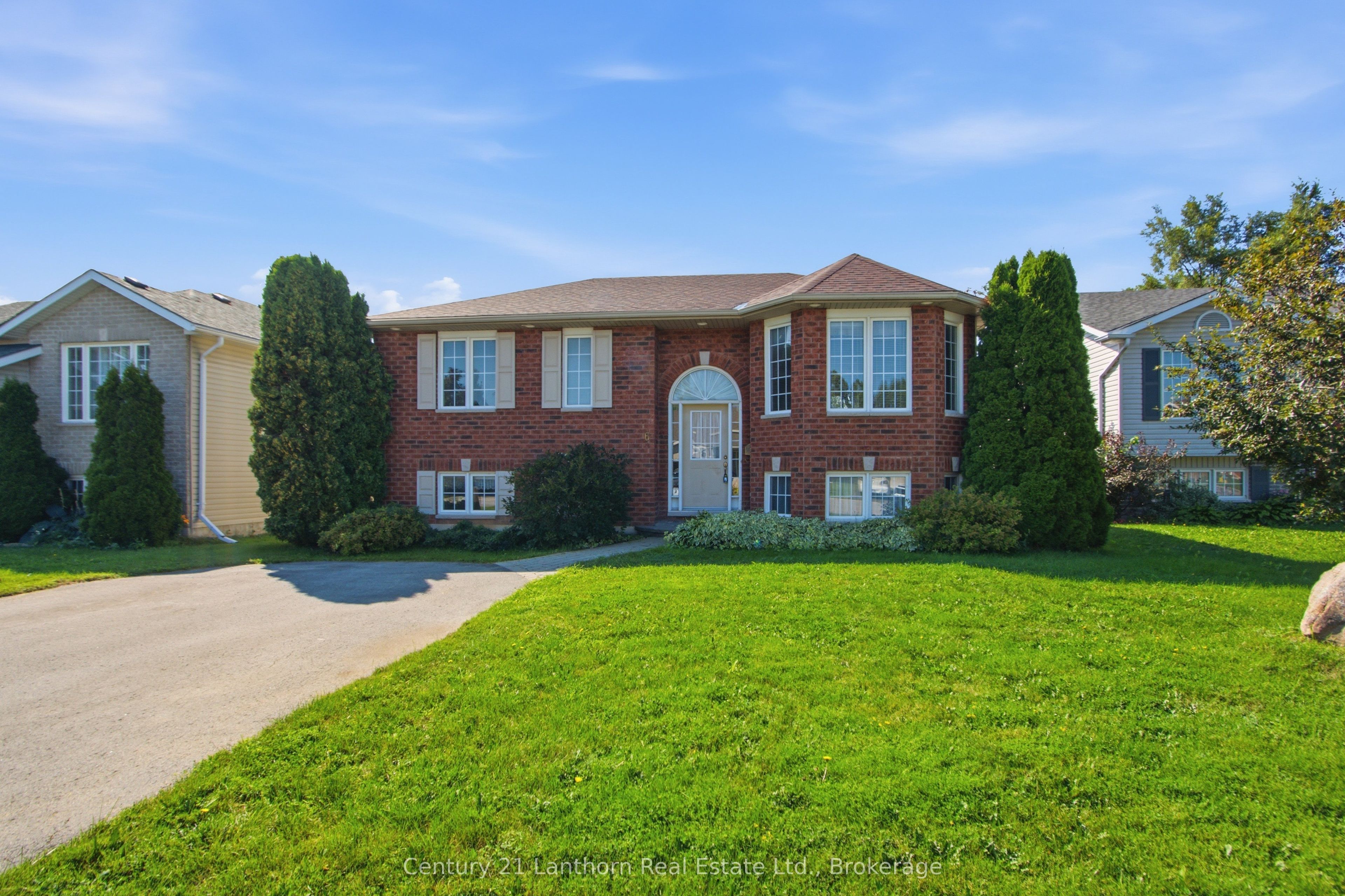 6 Chisholm Square, Belleville, ON K8N 5Z4 photo 2