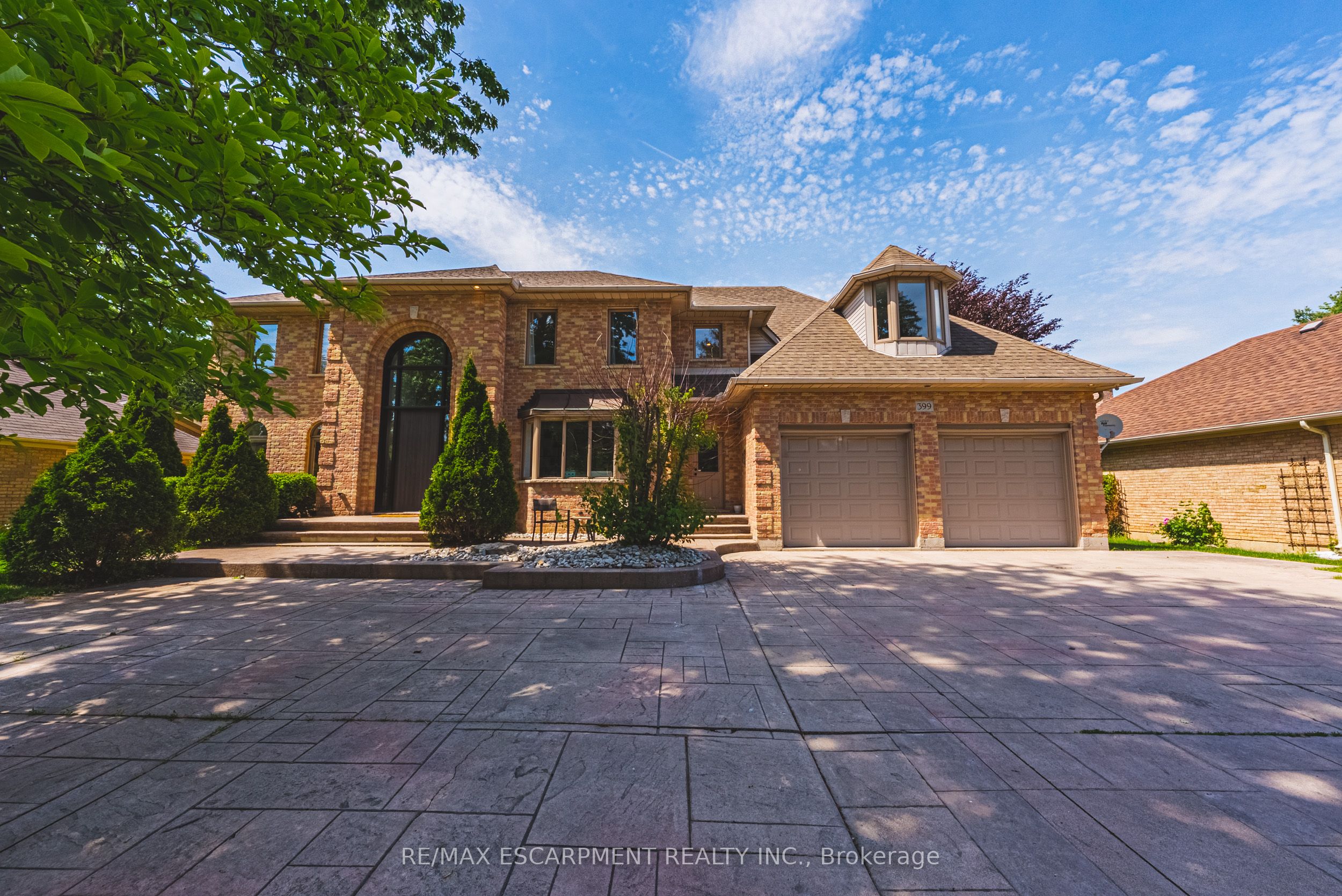 399 Golf Links Road, Hamilton, ON L9G 4G6 photo 2