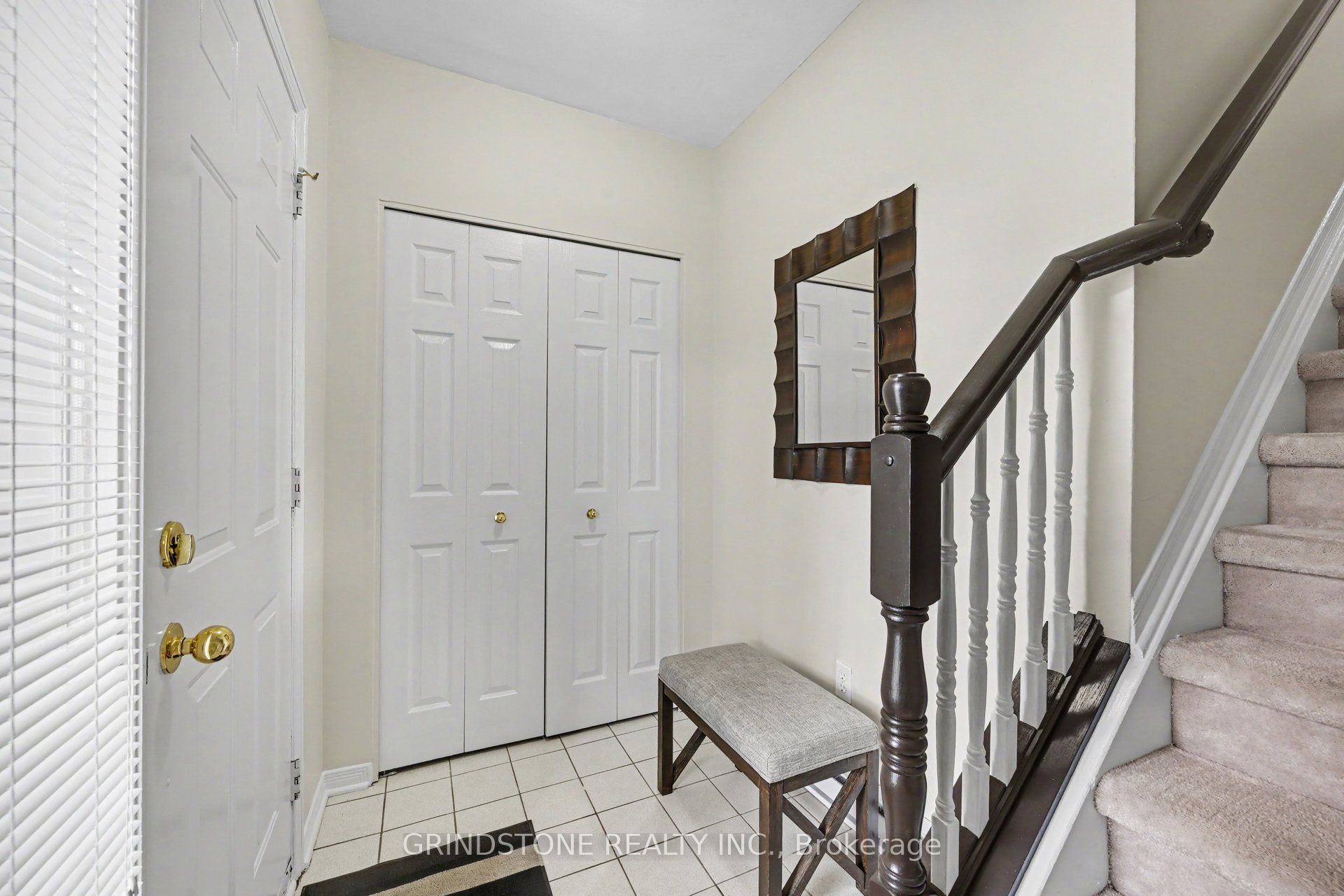 100 Robson Court, Kanata, ON K2K 2W1 photo 3