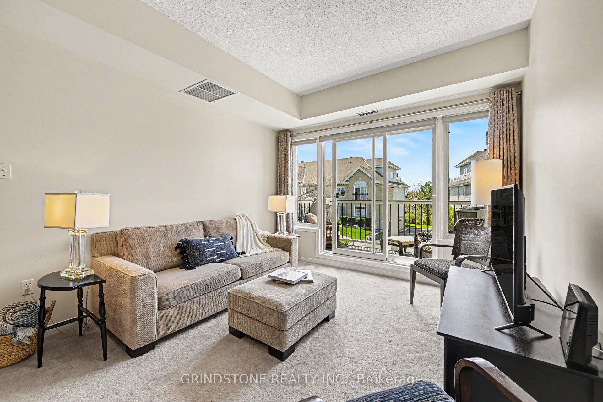 100 Robson Court, Kanata, ON K2K 2W1 photo 5