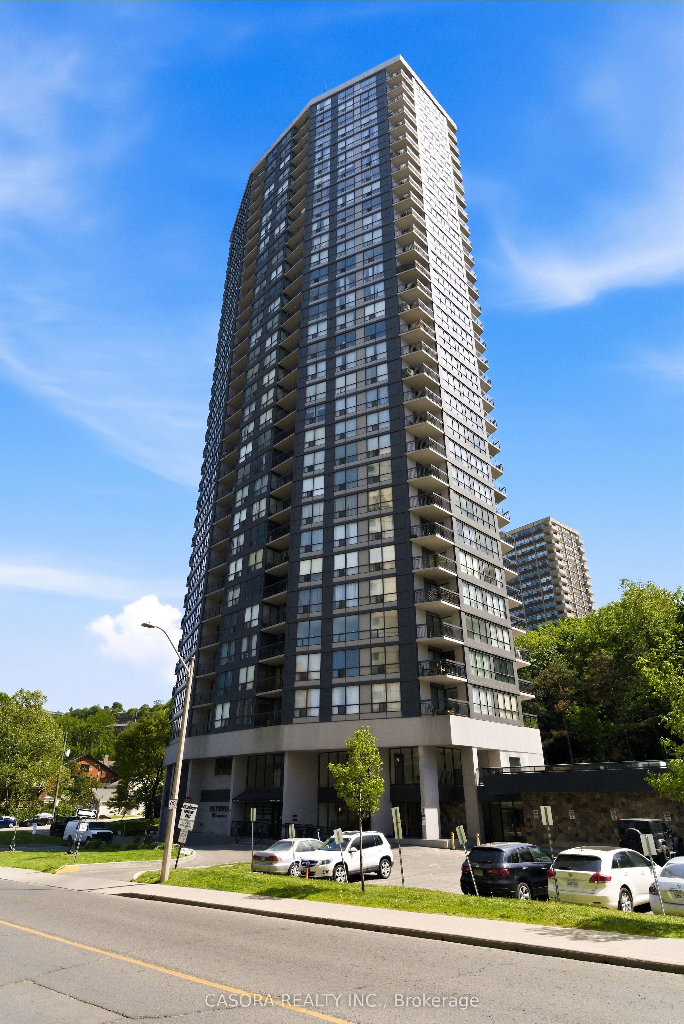 150 Charlton Avenue E 2403, Hamilton, ON L8N 3X3 photo 3