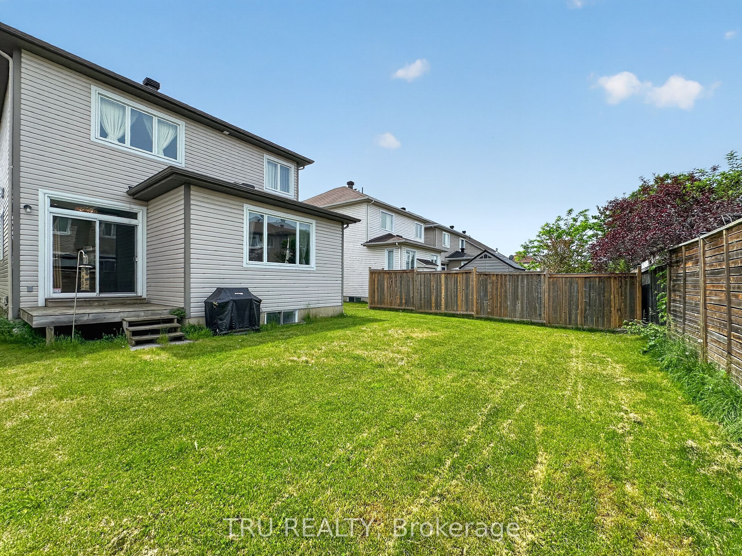 200 Celtic Ridge Crescent, Kanata, ON K2W 0C1 photo 3