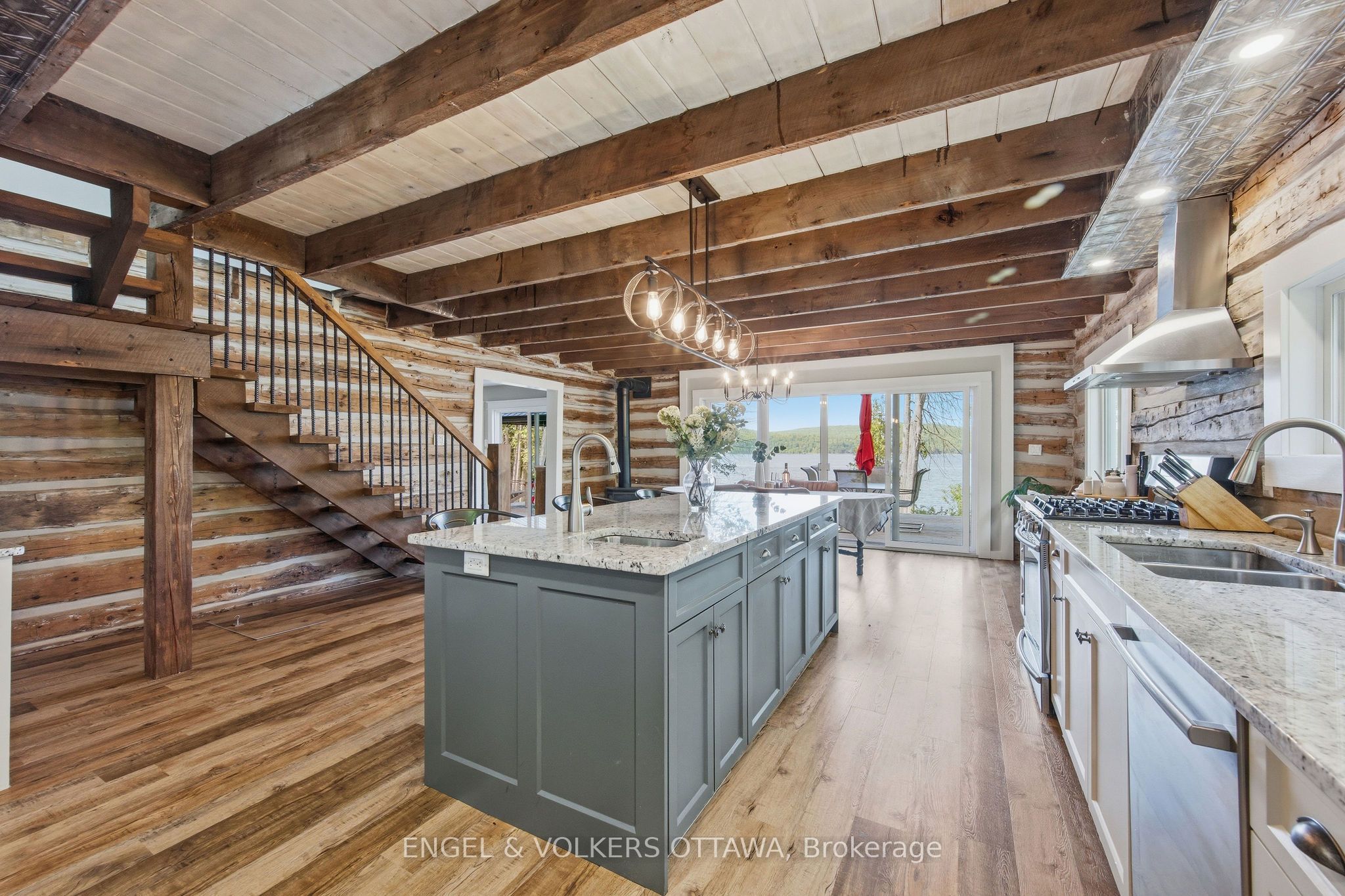 106 Whites Beach Trail, Whitewater Region, ON K0J 2L0 photo 4