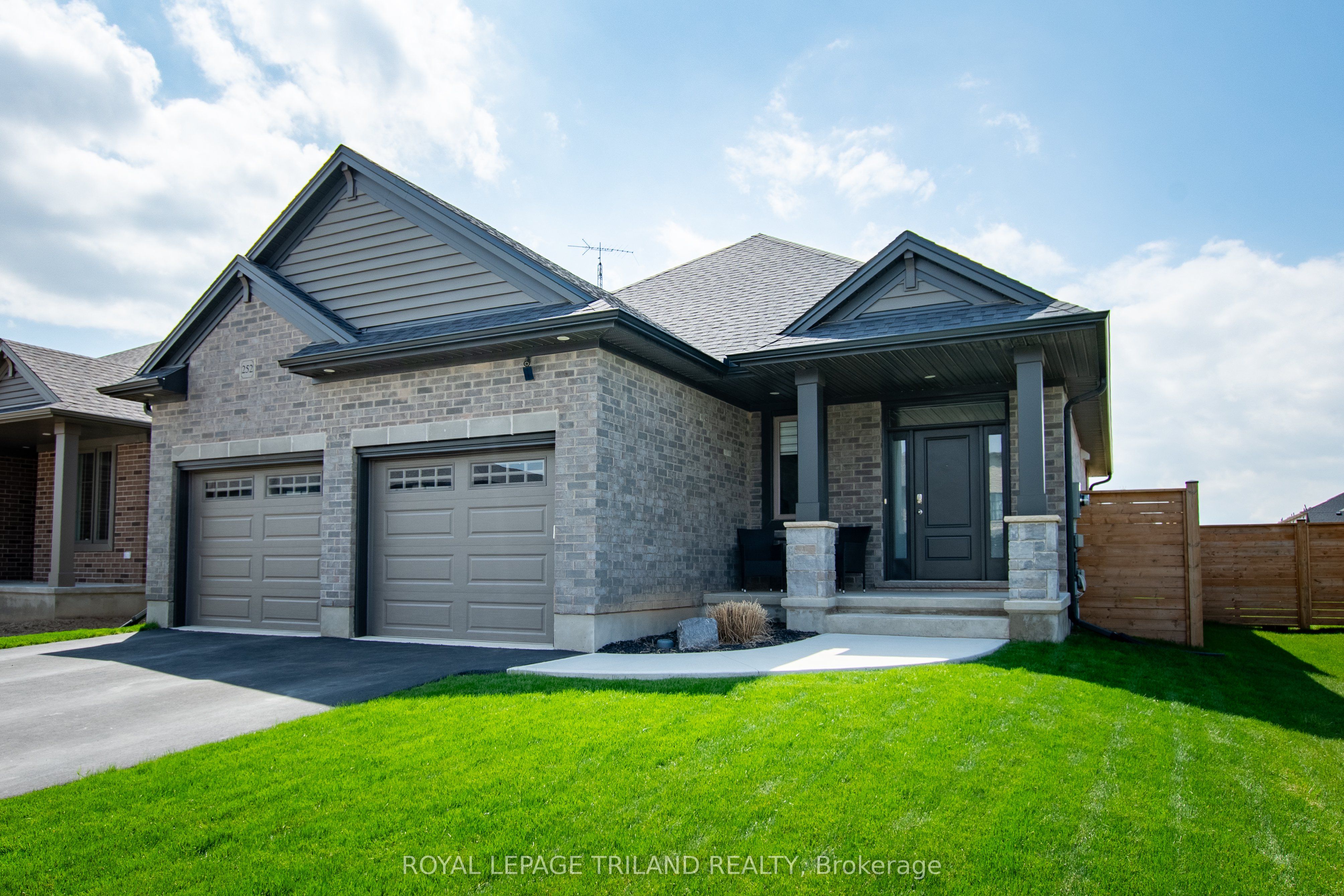 252 Renaissance Drive, St. Thomas, ON N5R 0P9 photo 2