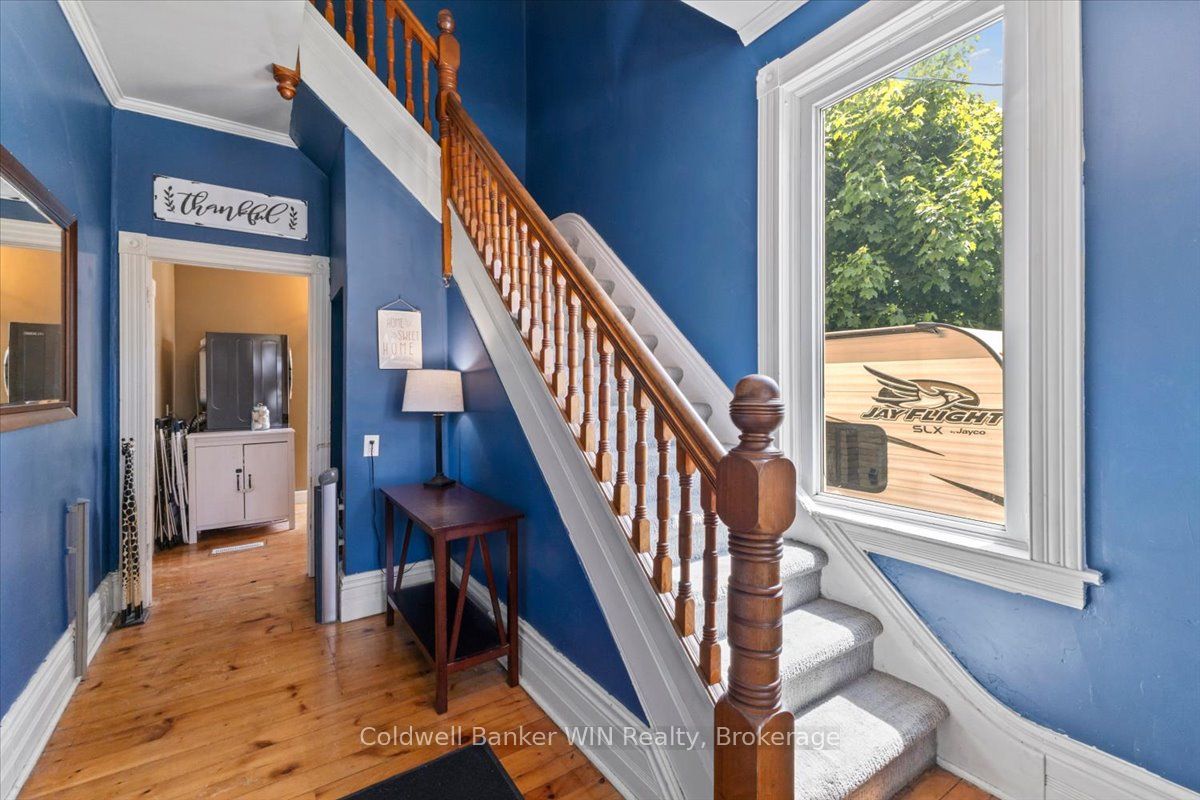 95 John Street S, Minto, ON N0G 1Z0 photo 4