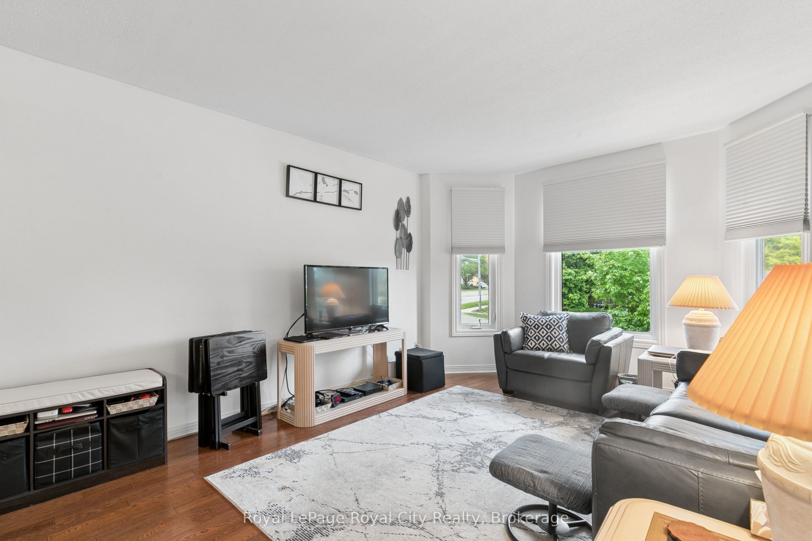 406 Ironwood Road, Guelph, ON N1G 3N8 photo 5