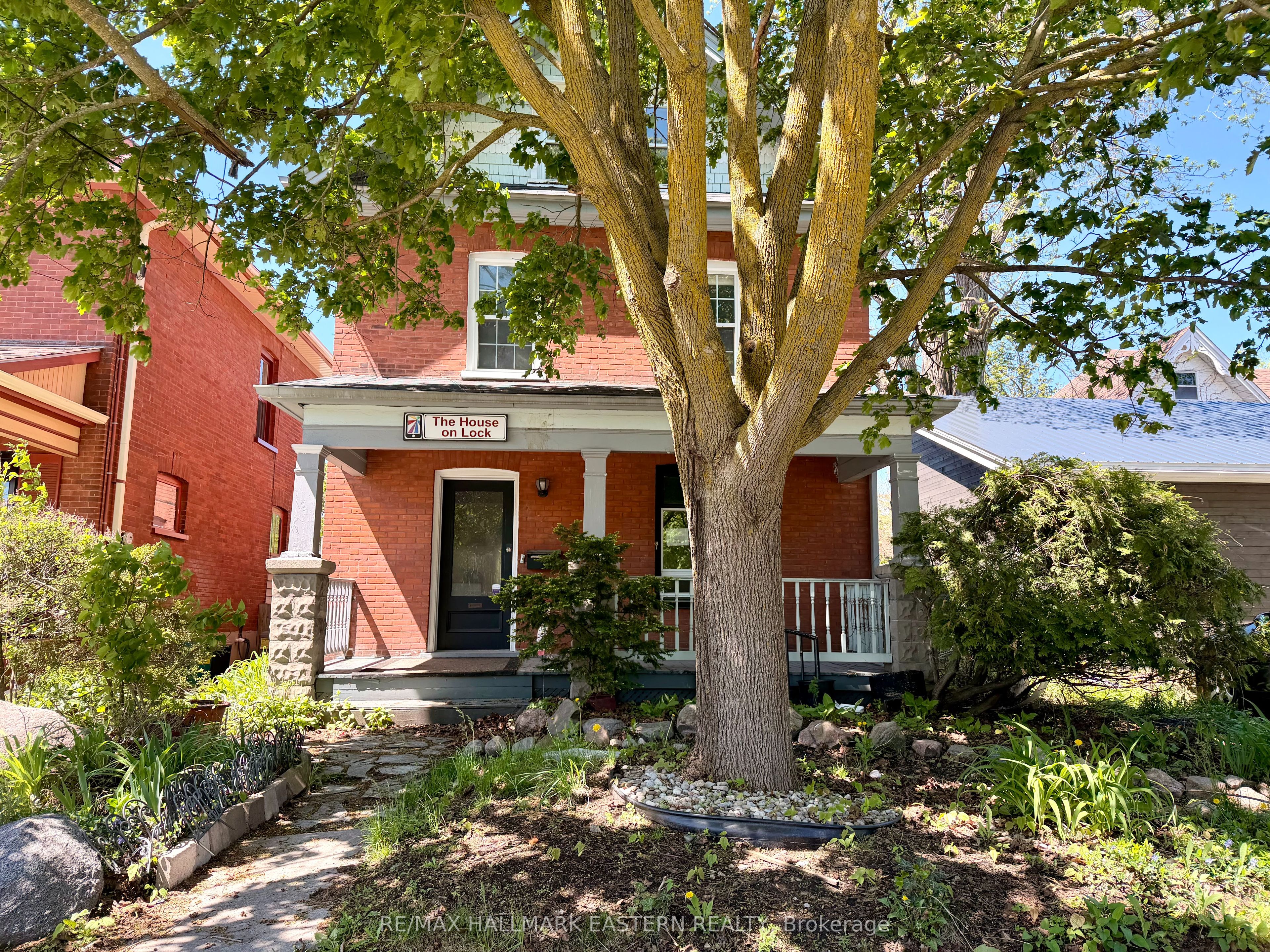 179 Lock Street, Peterborough, ON K9J 2Y8