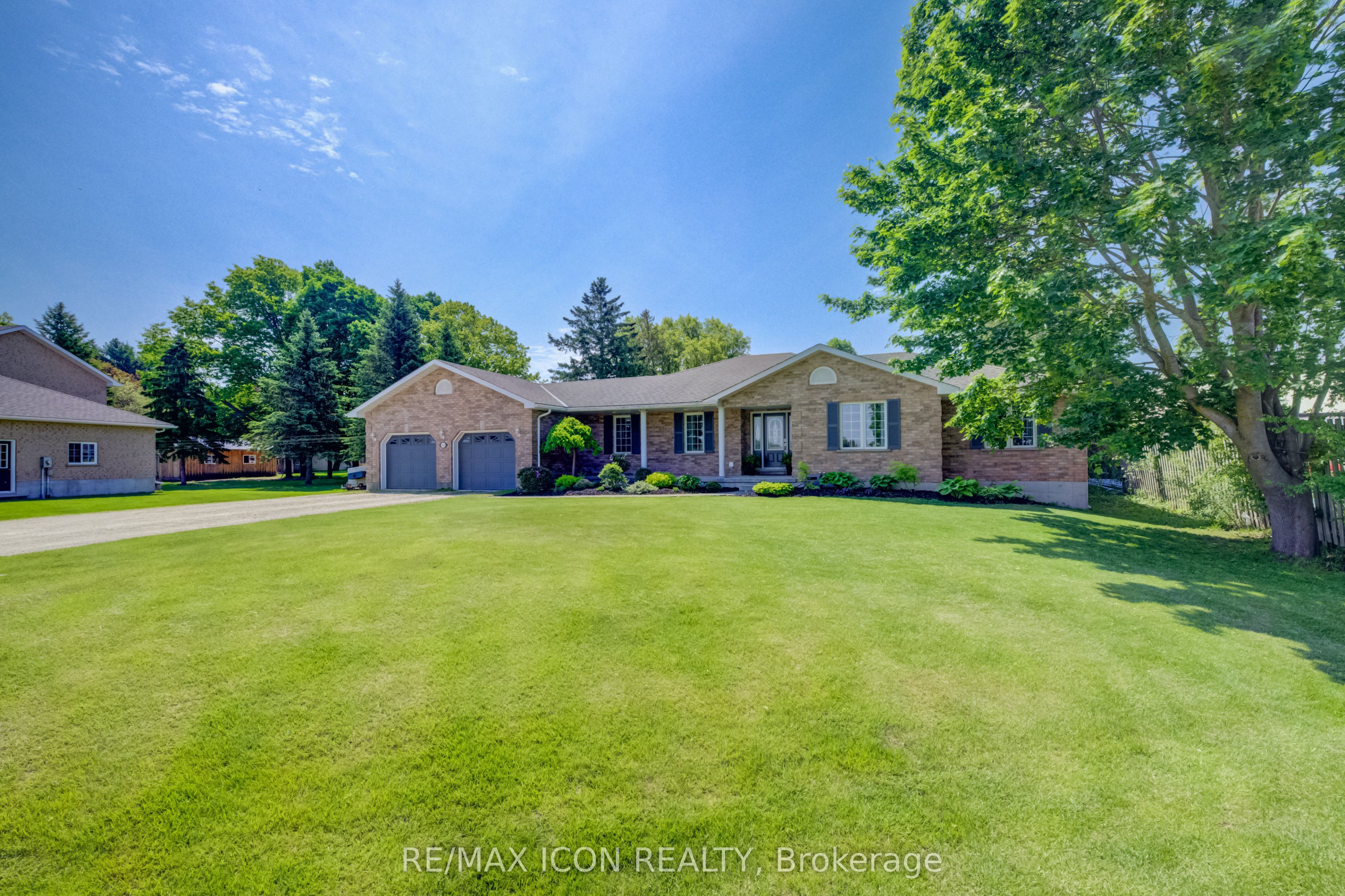 540 Sligo Road W, Wellington North, ON N0G 2L1 photo 2