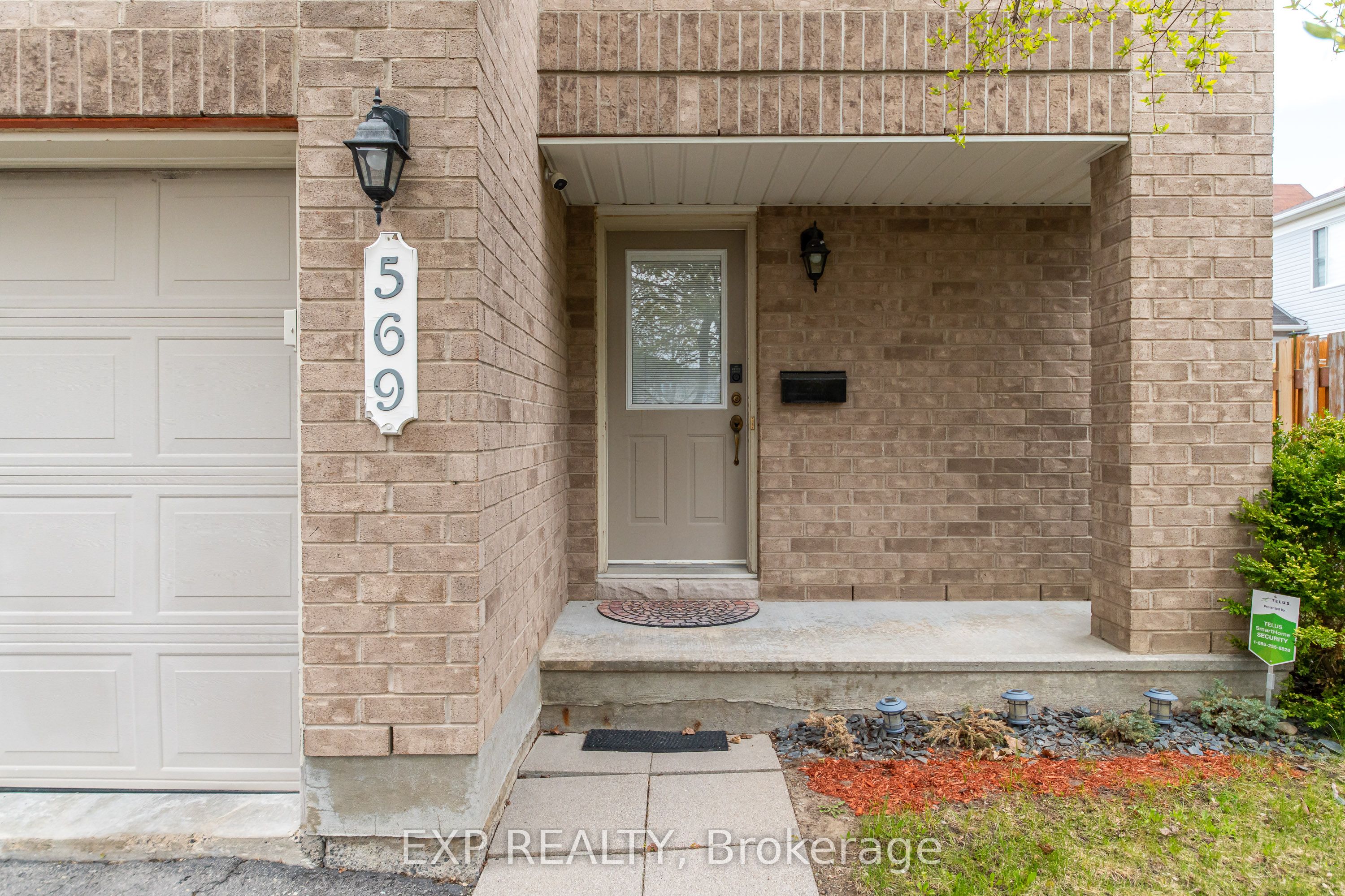 569 Aquaview Drive, Orleans - Cumberland and Area, ON K4A 4V4 photo 2