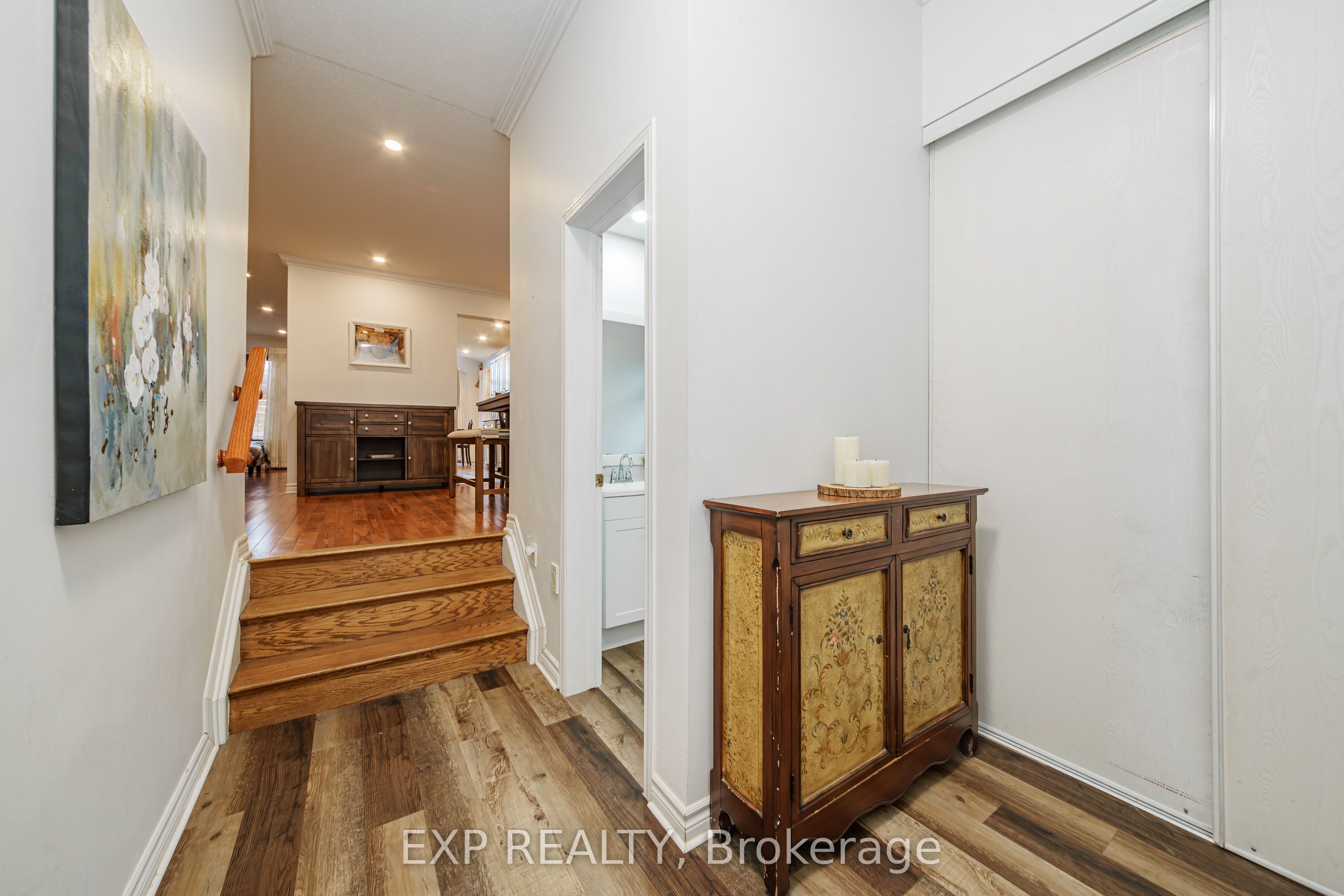 569 Aquaview Drive, Orleans - Cumberland and Area, ON K4A 4V4 photo 4