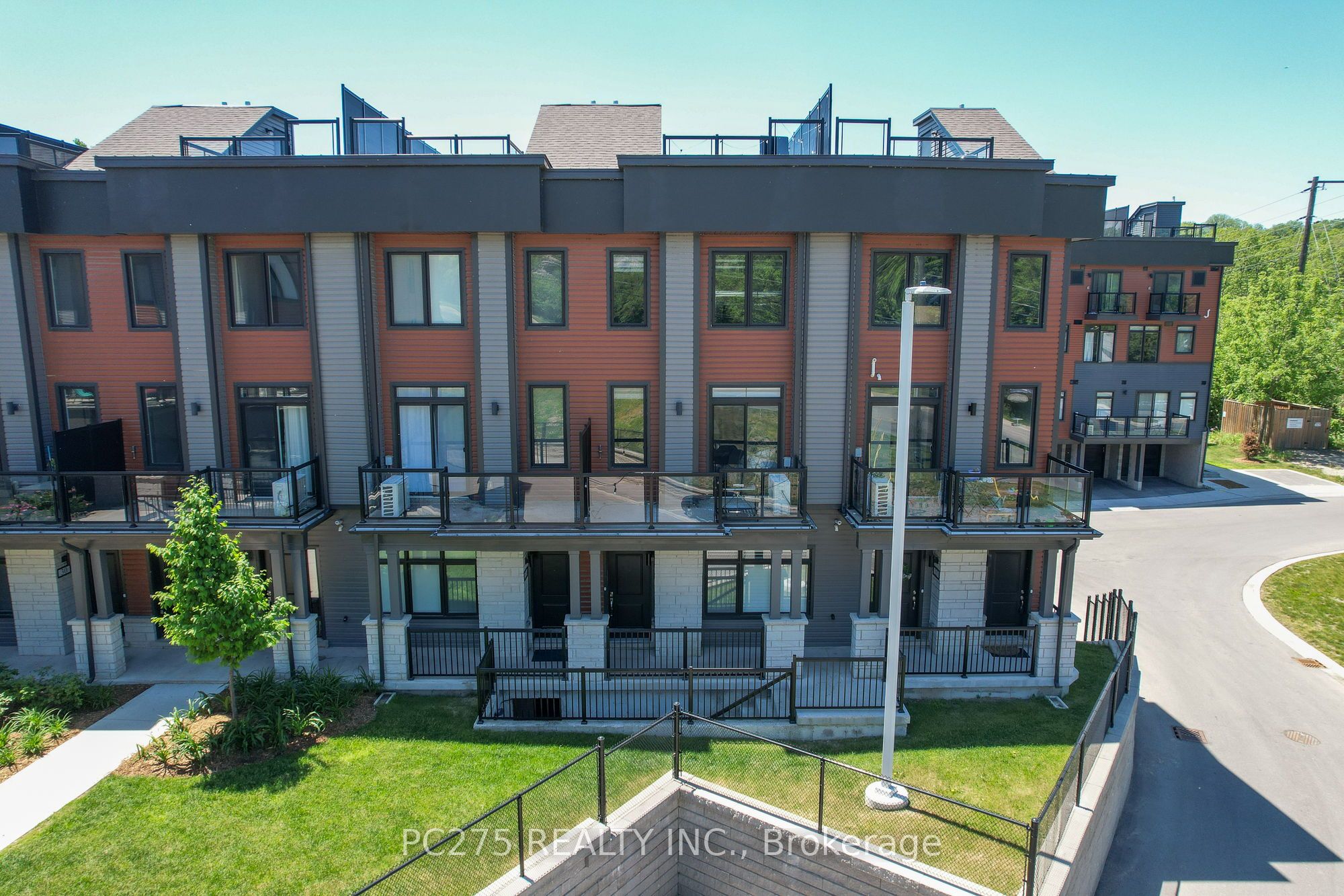 2 Willow Street 34, Brant, ON N3L 0K7 photo 2