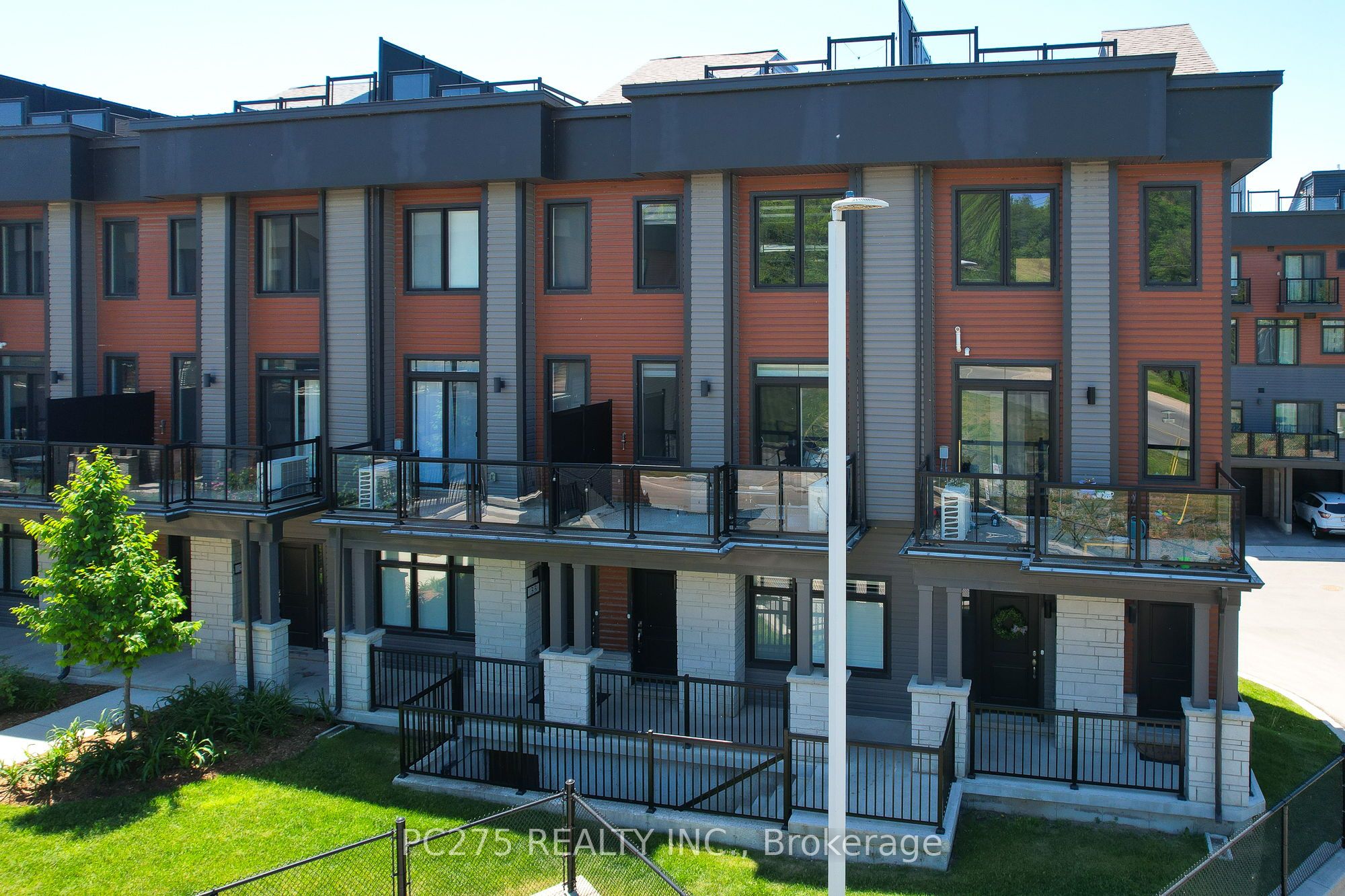2 Willow Street 34, Brant, ON N3L 0K7 photo 3