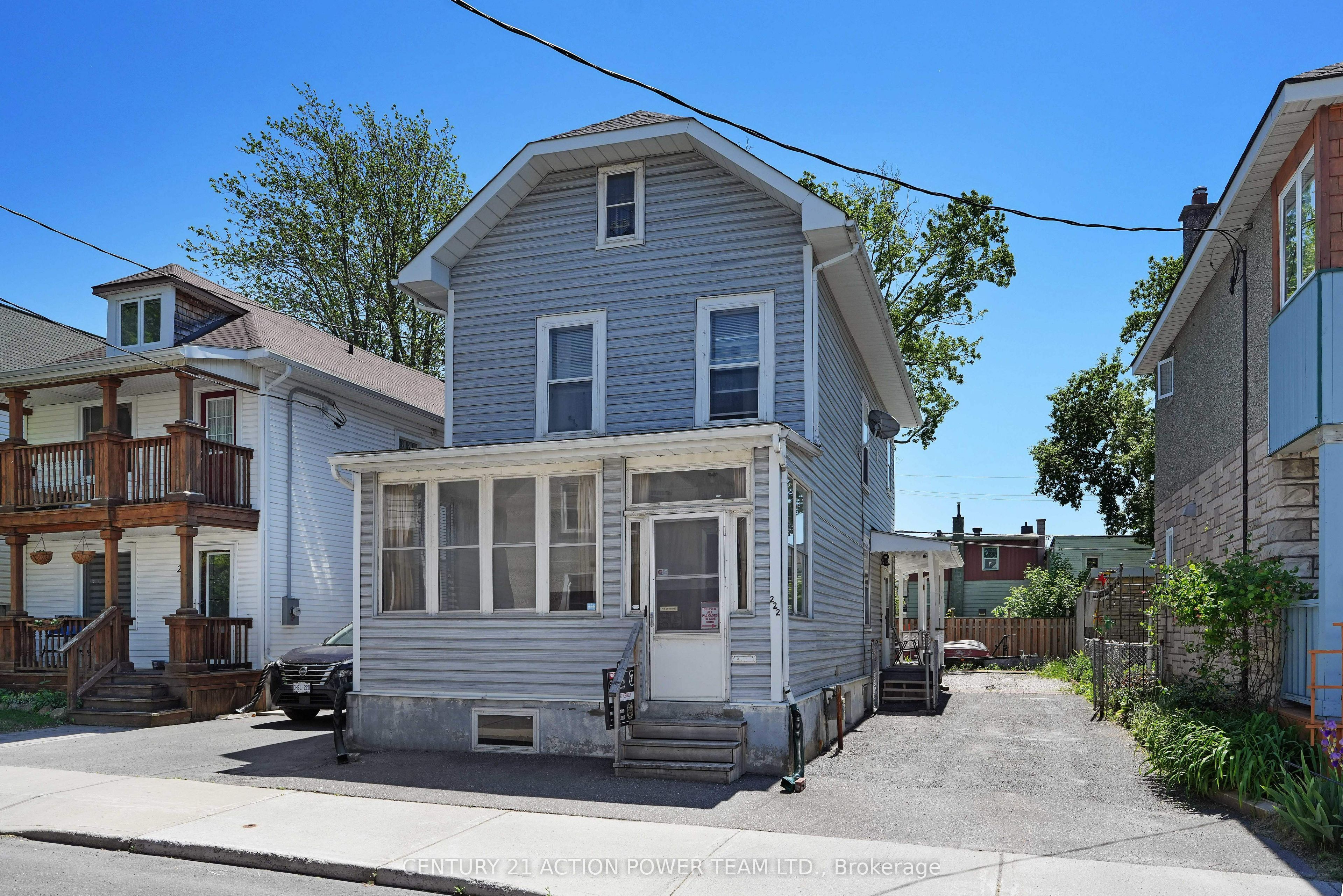 222 Montfort Street, Vanier and Kingsview Park, ON K1L 5P4 photo 2