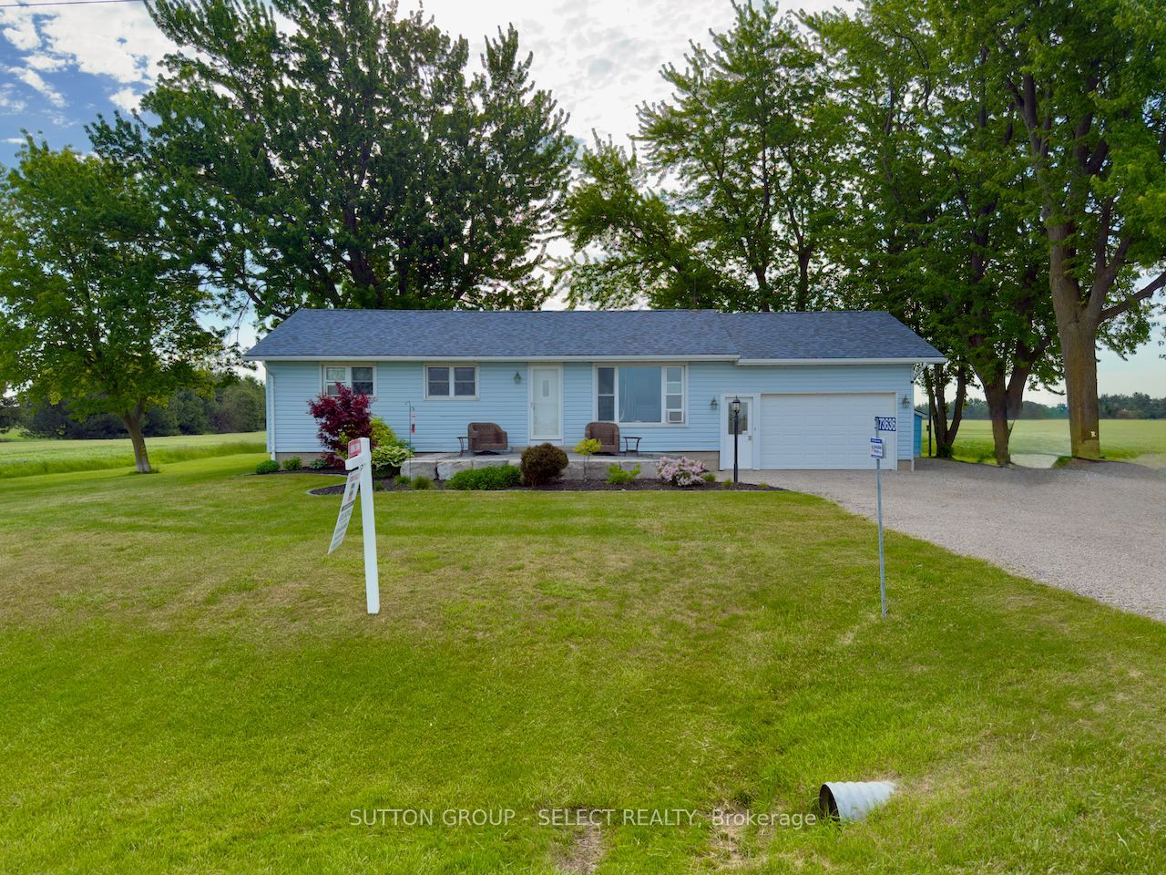 73636 Bluewater Highway, Rr 2 Highway, Bluewater, ON N0M 2T0 photo 2