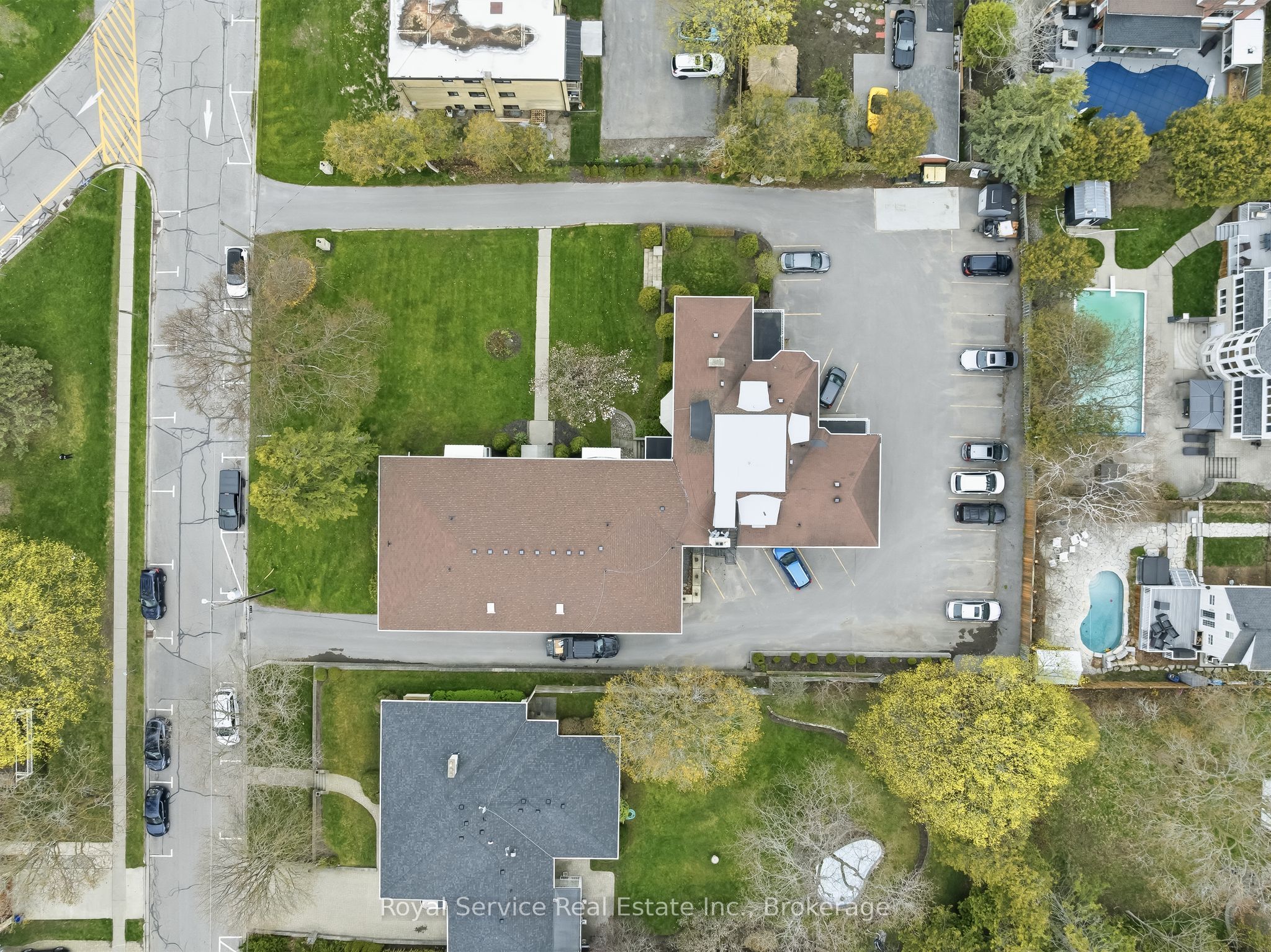 118 Perry Street 19, Cobourg, ON K9A 1N7 photo 4