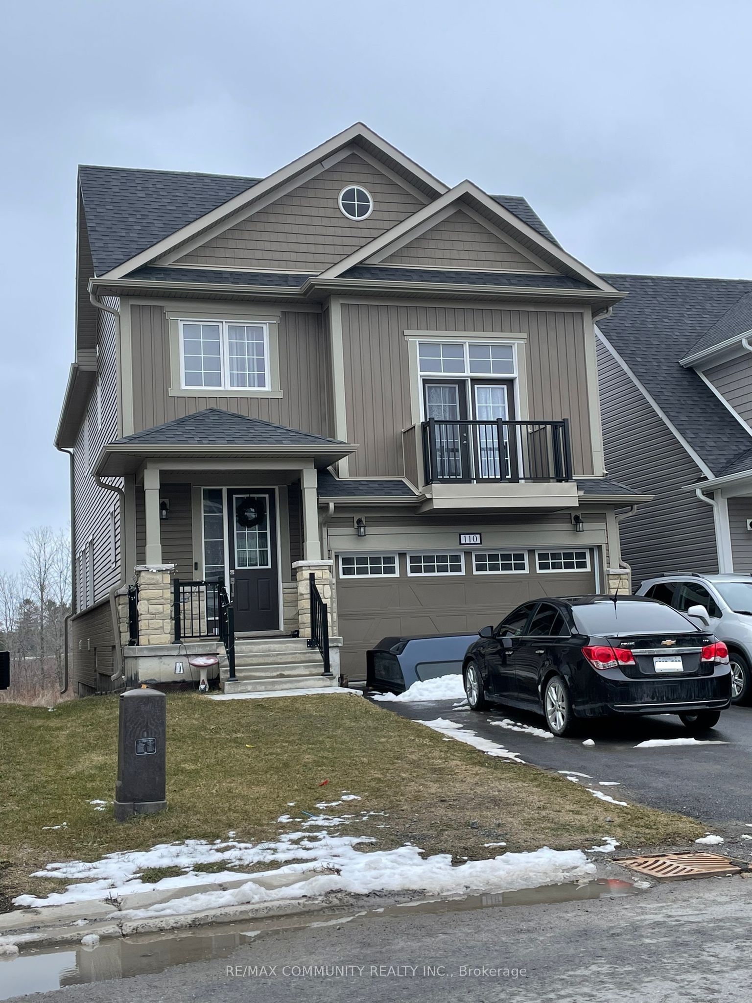 110 Oakmont Drive, Loyalist, ON K0H 1G0 photo 2