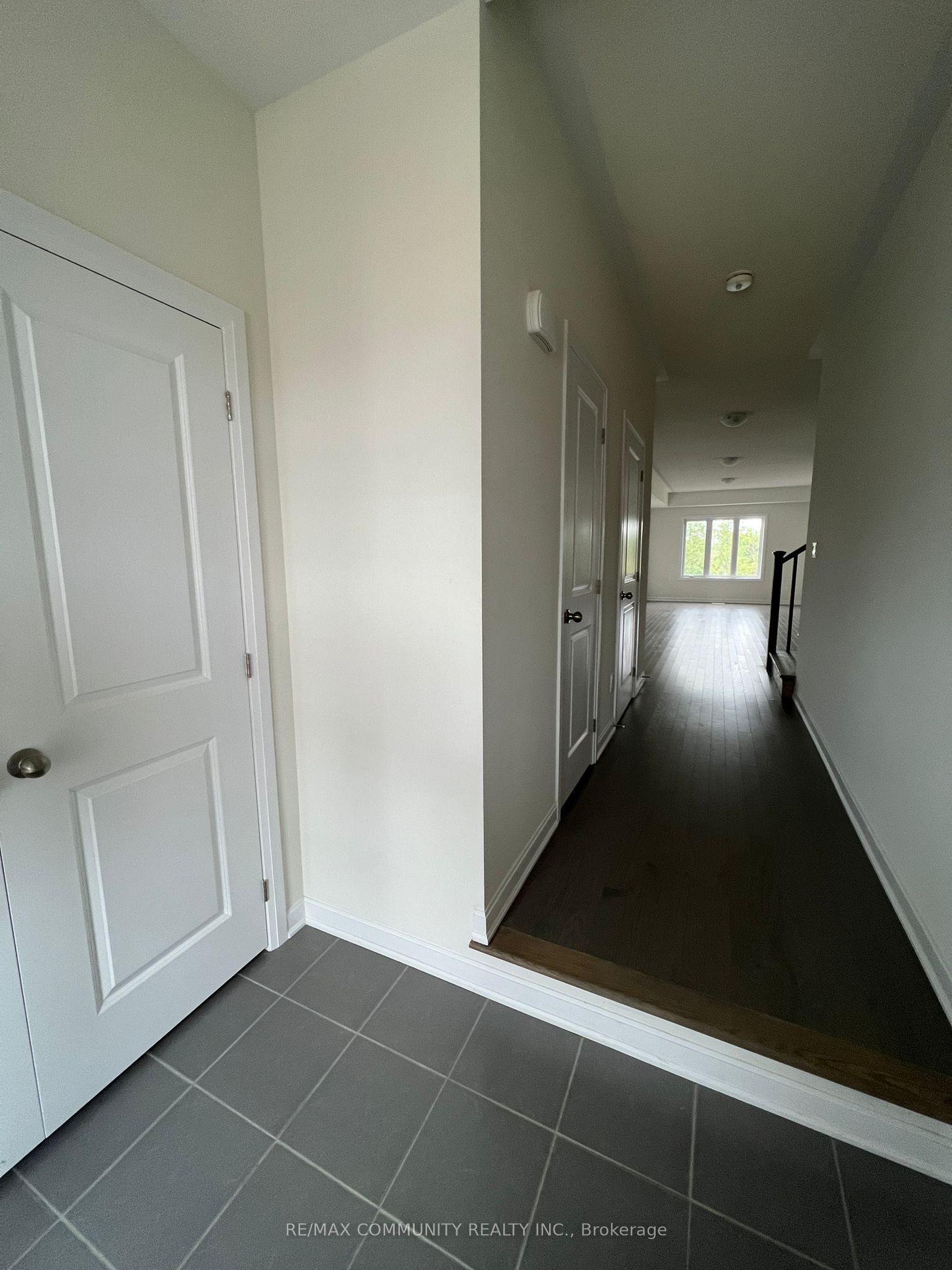 110 Oakmont Drive, Loyalist, ON K0H 1G0 photo 4