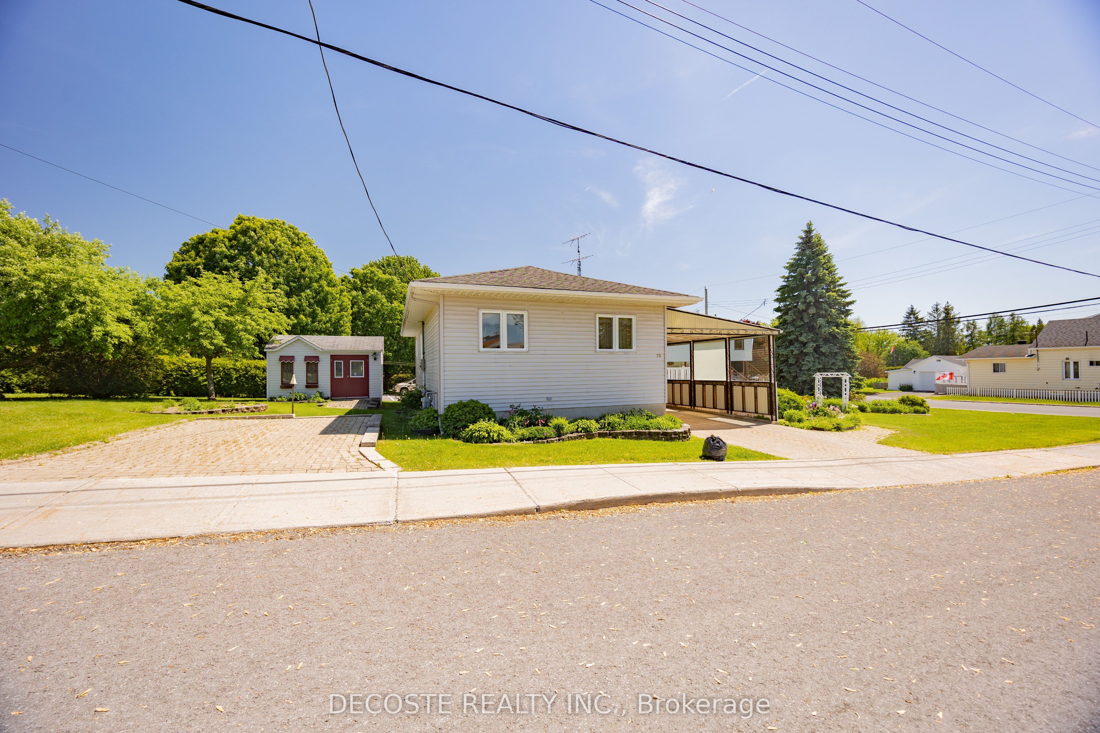 70 Victoria Street E, North Glengarry, ON K0C 1A0 photo 2