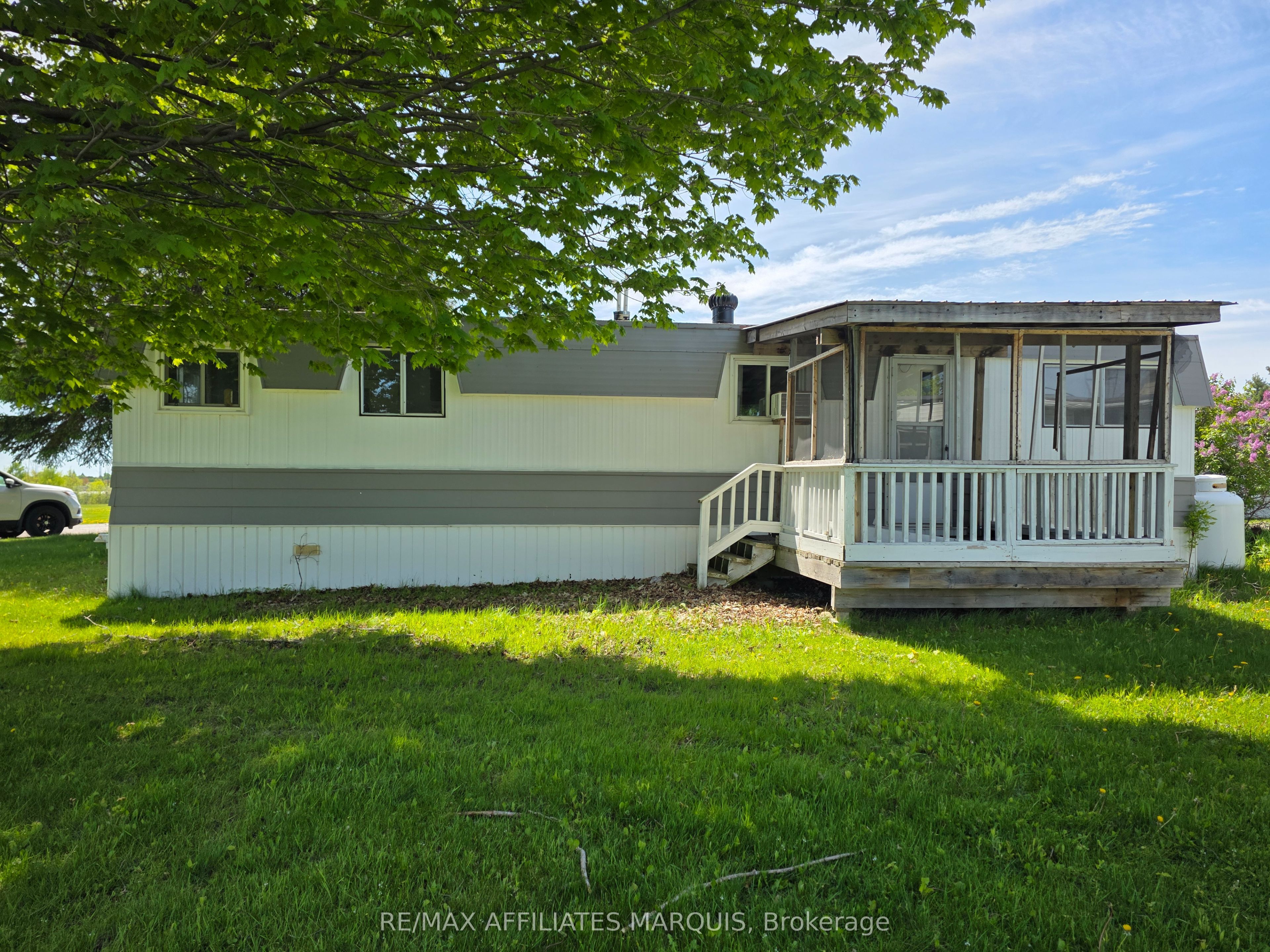 202 Jack Street, Smiths Falls, ON K7A 4S4 photo 2