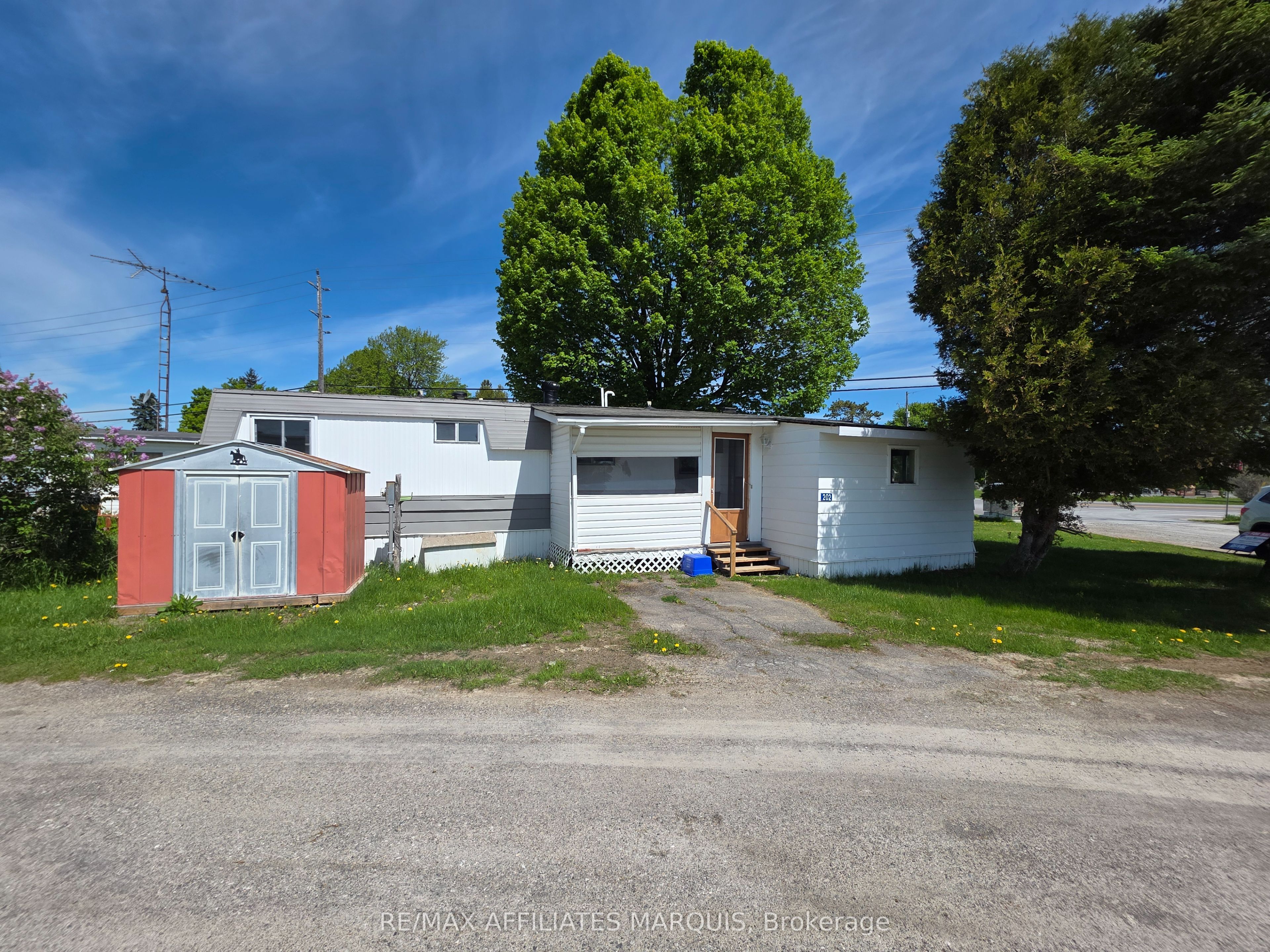 202 Jack Street, Smiths Falls, ON K7A 4S4 photo 4