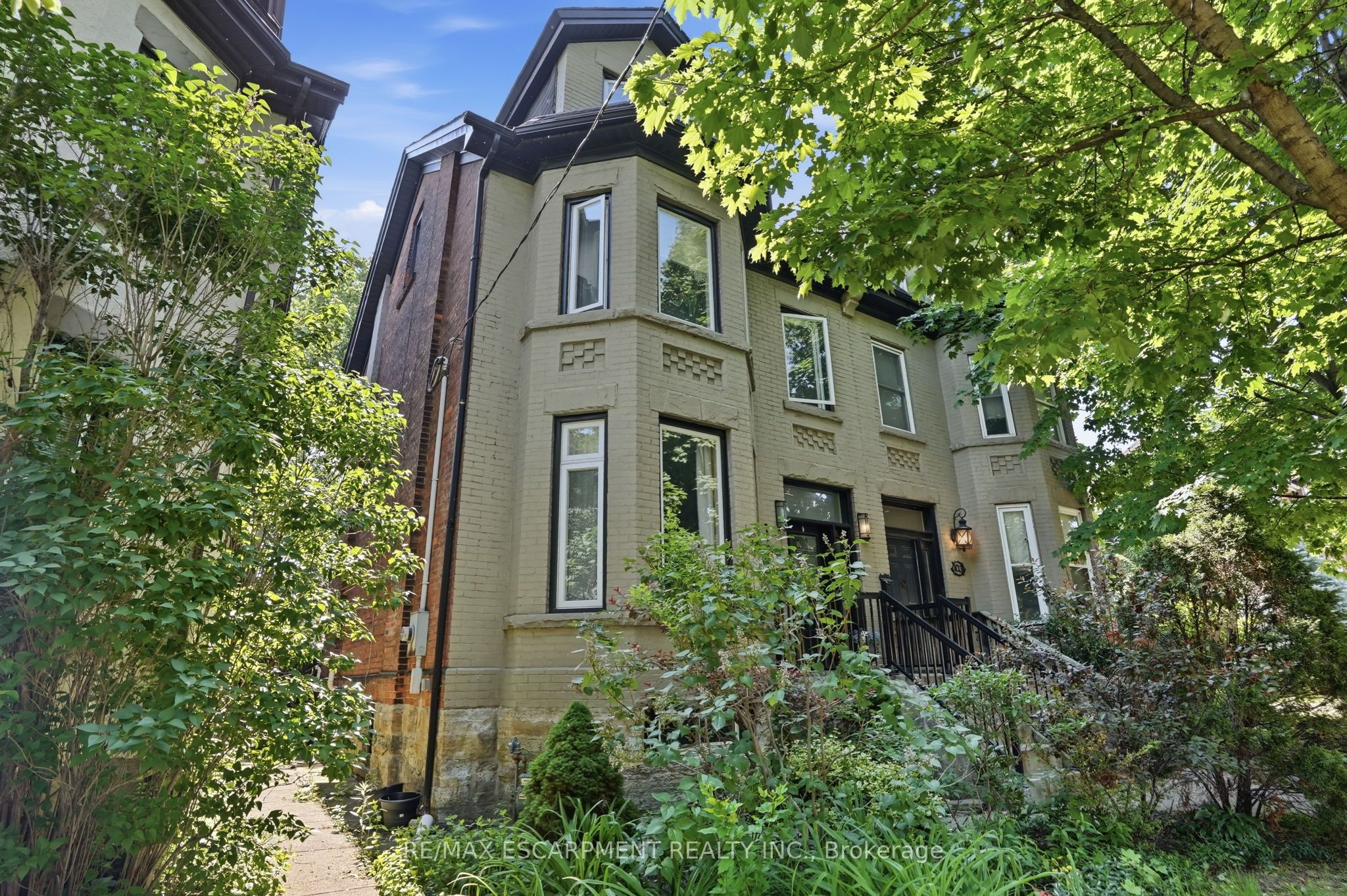 101 Victoria Avenue S, Hamilton, ON L8N 2S9 photo 4