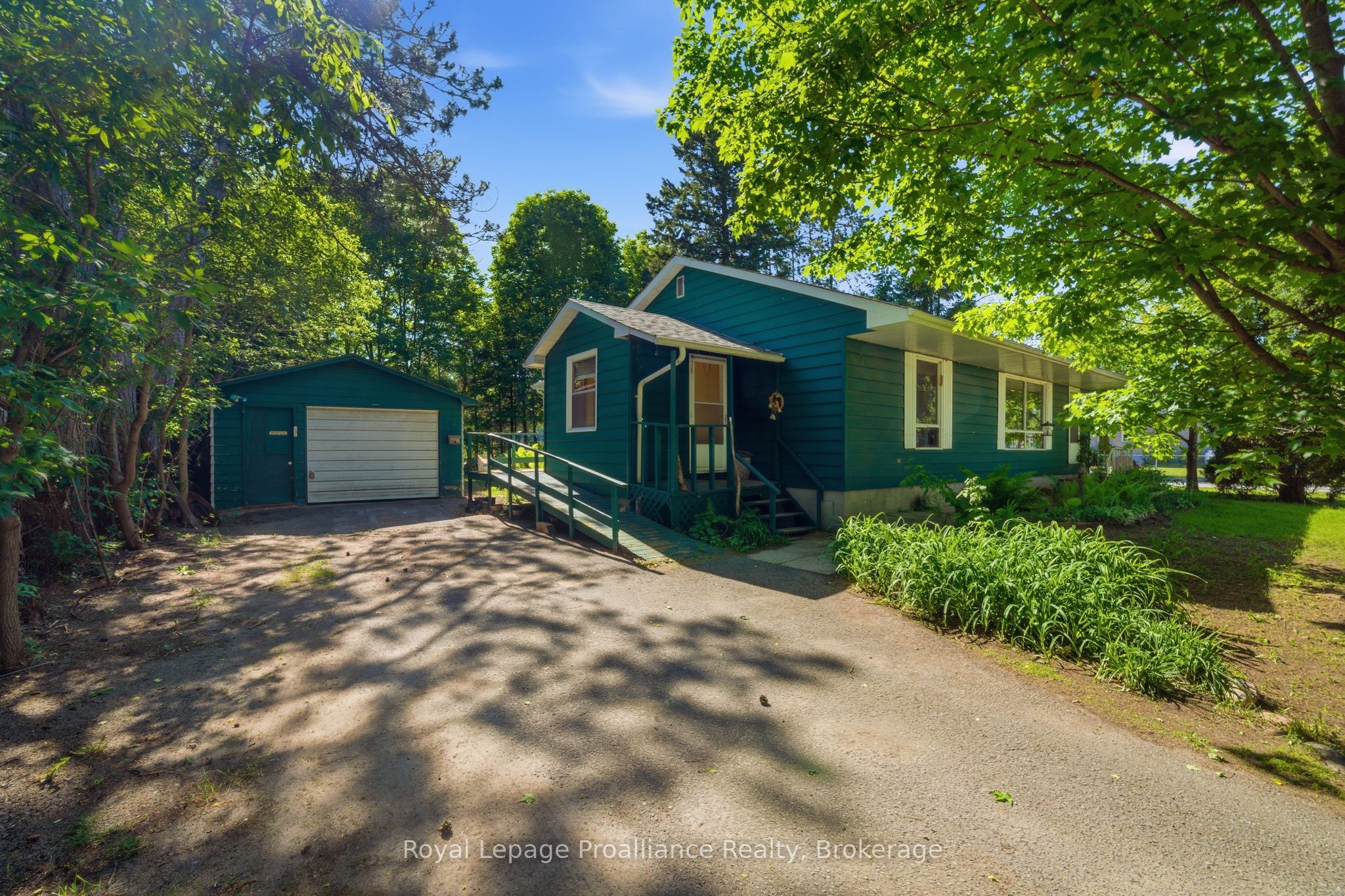 12310 Highway 41, Addington Highlands, ON K0H 2G0