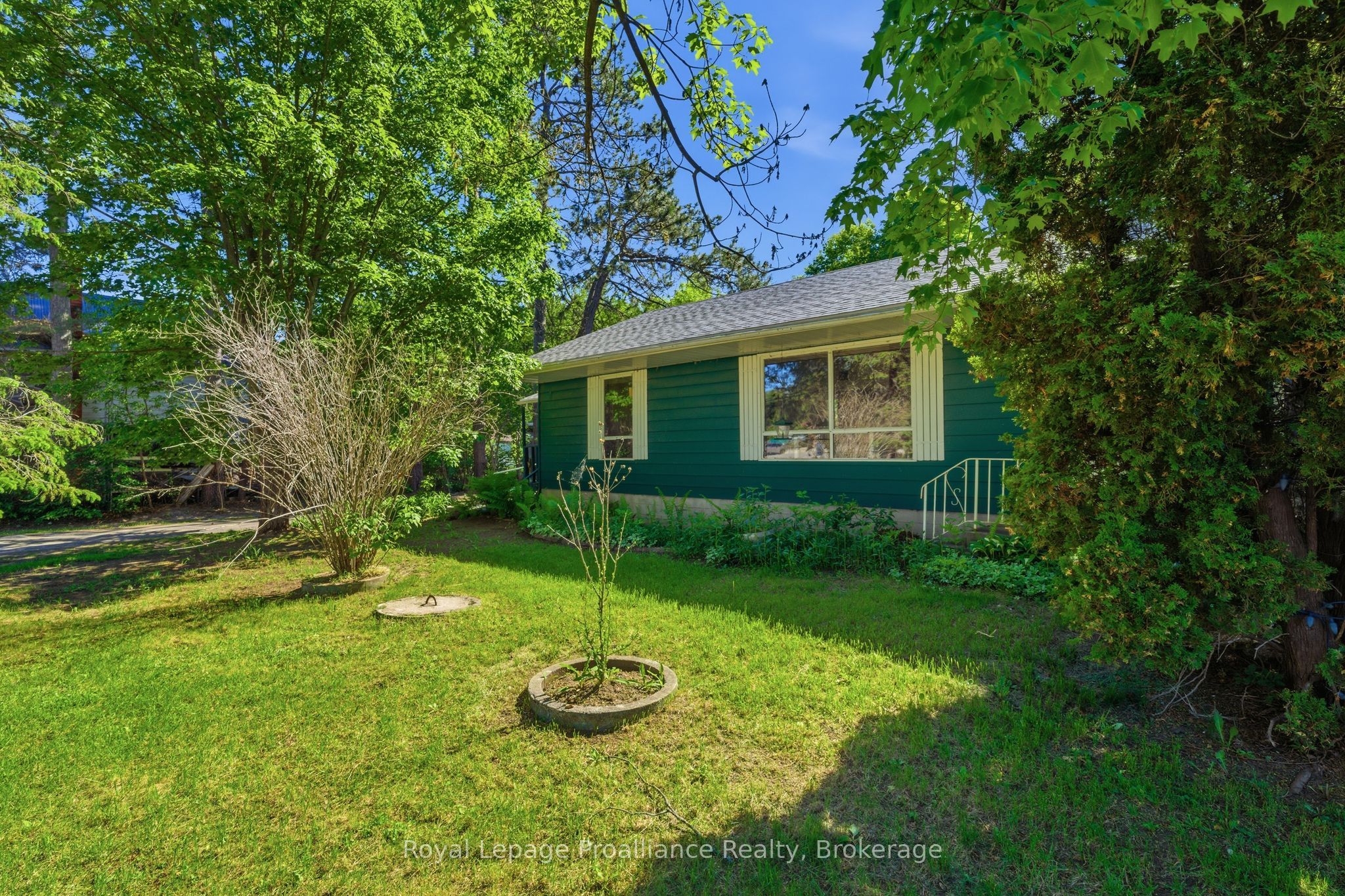 12310 Highway 41, Addington Highlands, ON K0H 2G0 photo 3