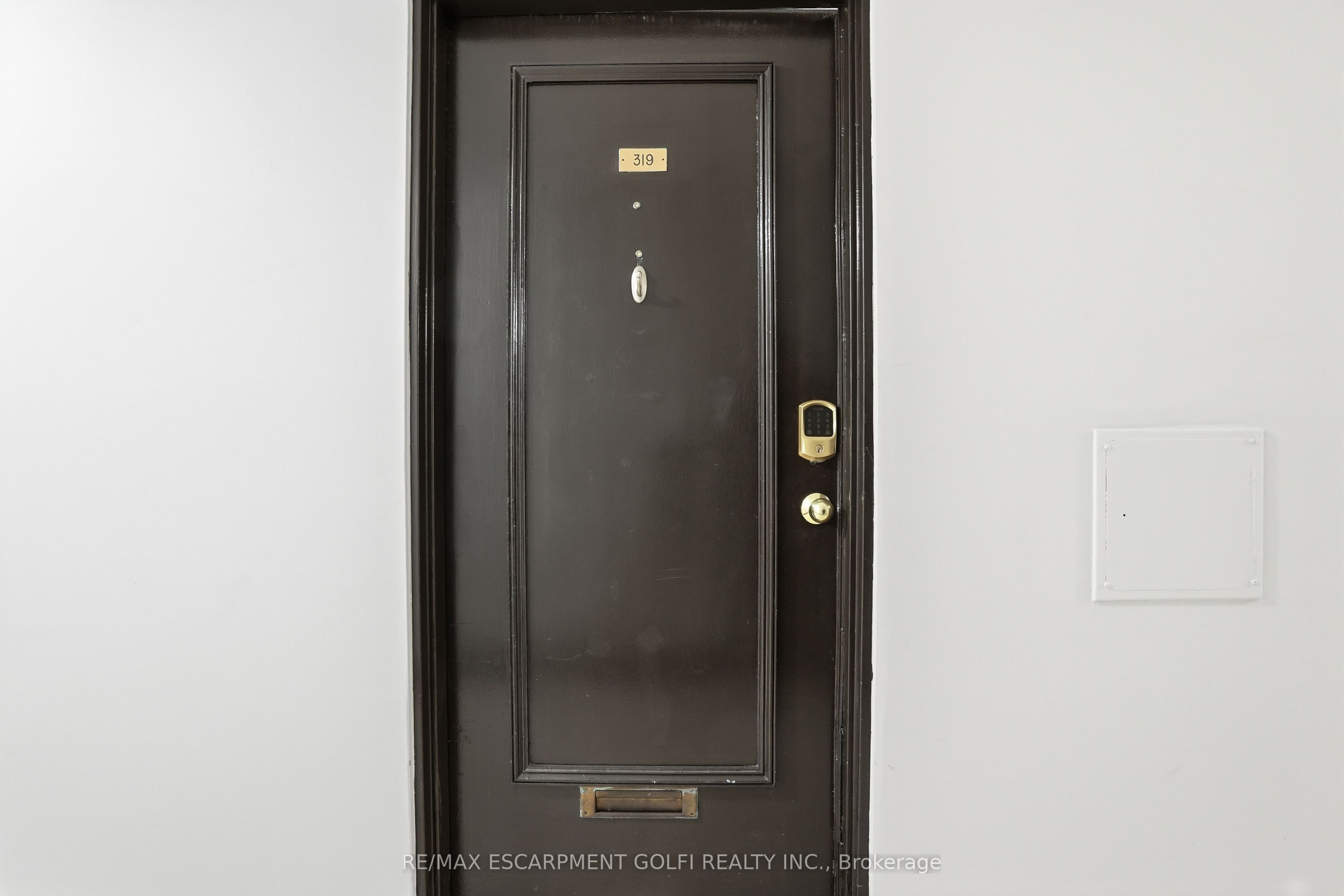 485 Thorold Road 319, Welland, ON L3C 3X1 photo 2