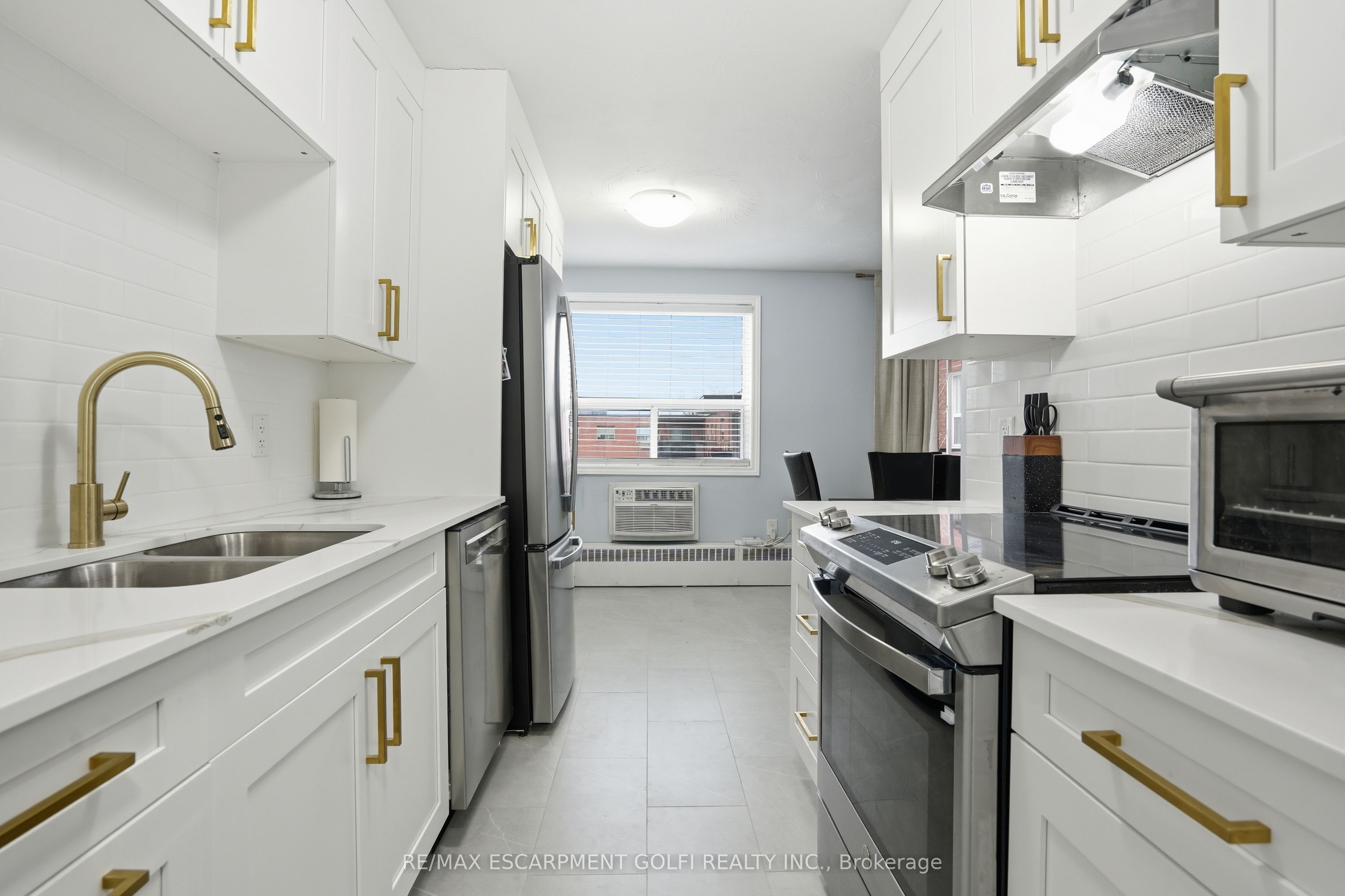 485 Thorold Road 319, Welland, ON L3C 3X1 photo 3