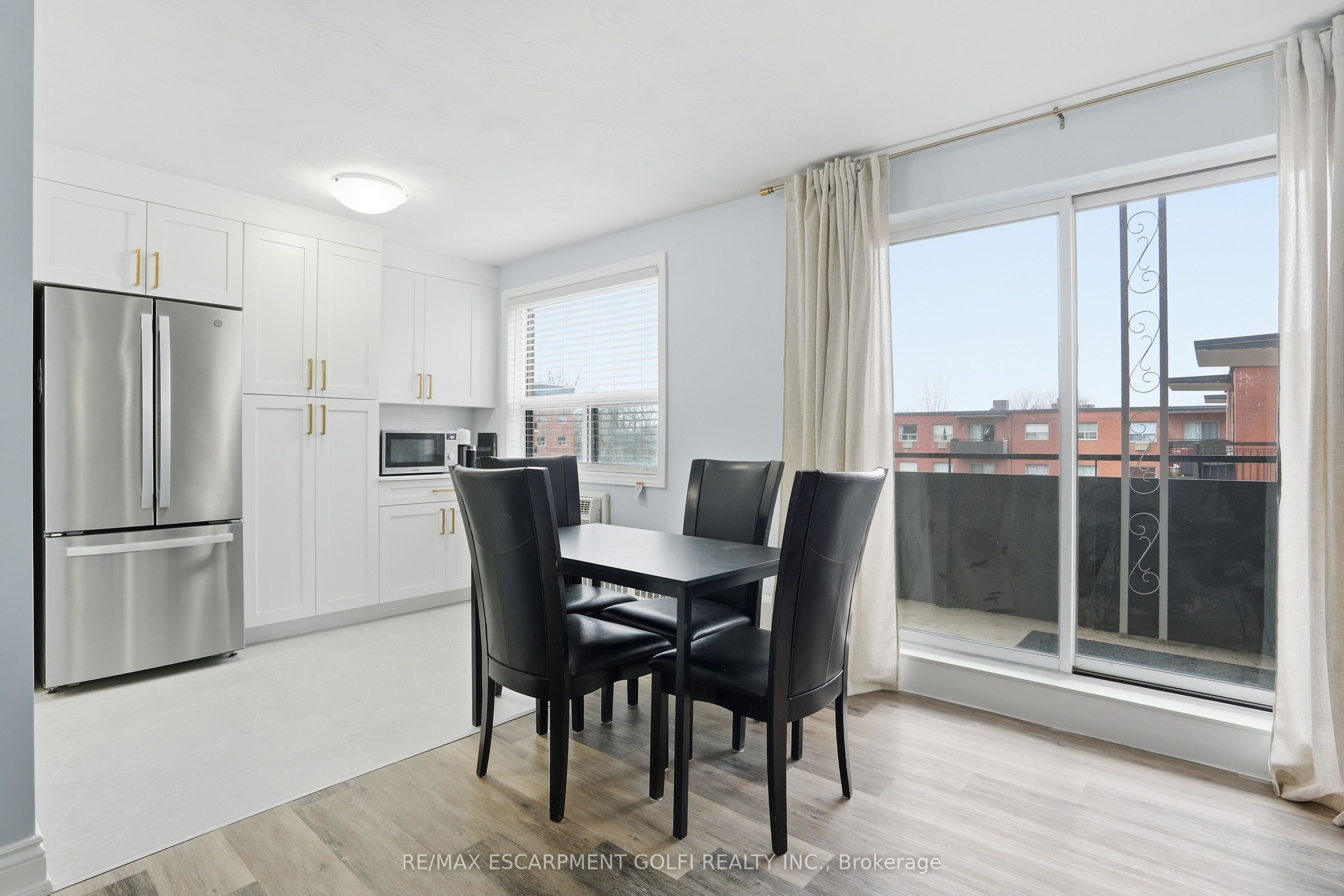 485 Thorold Road 319, Welland, ON L3C 3X1 photo 4