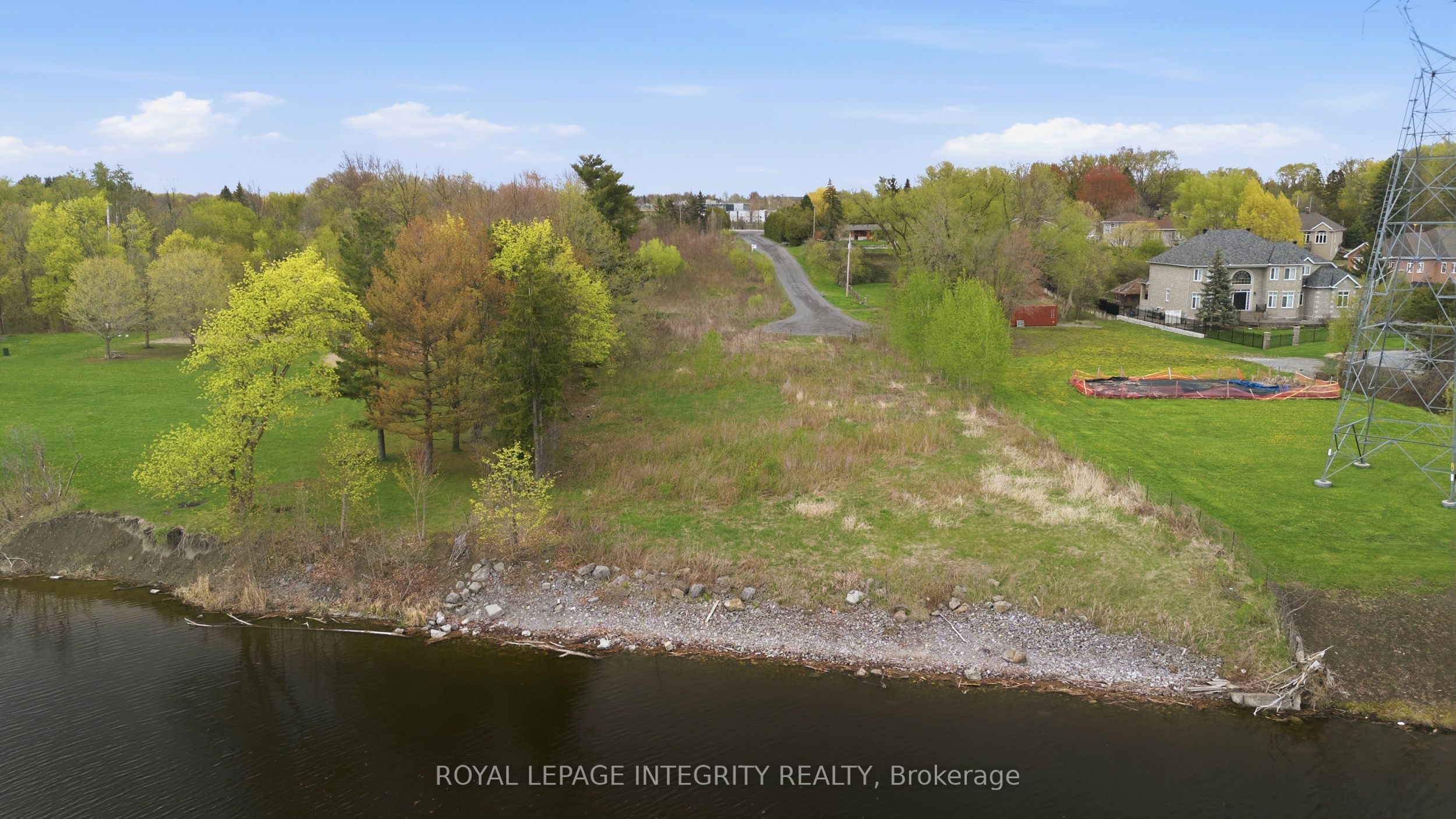 348 River Road, Blossom Park - Airport and Area, ON K1V 1R8 photo 2