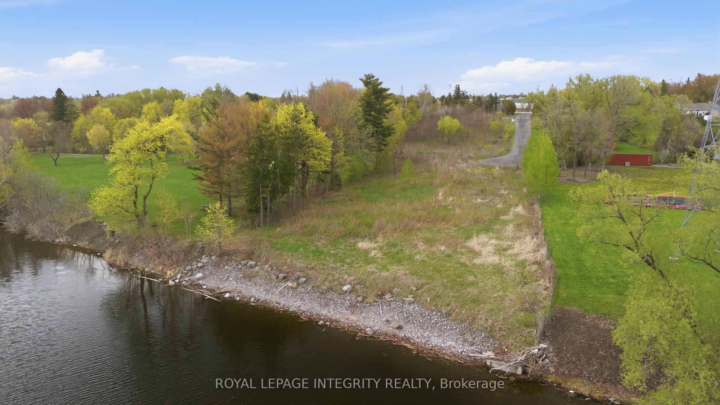 348 River Road, Blossom Park - Airport and Area, ON K1V 1R8 photo 3