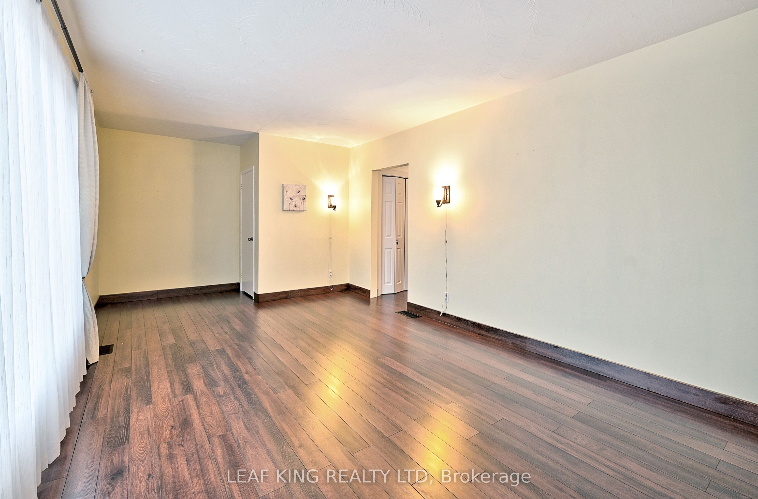 1476 Barton Street E 2, Hamilton, ON L8H 2W9 photo 4