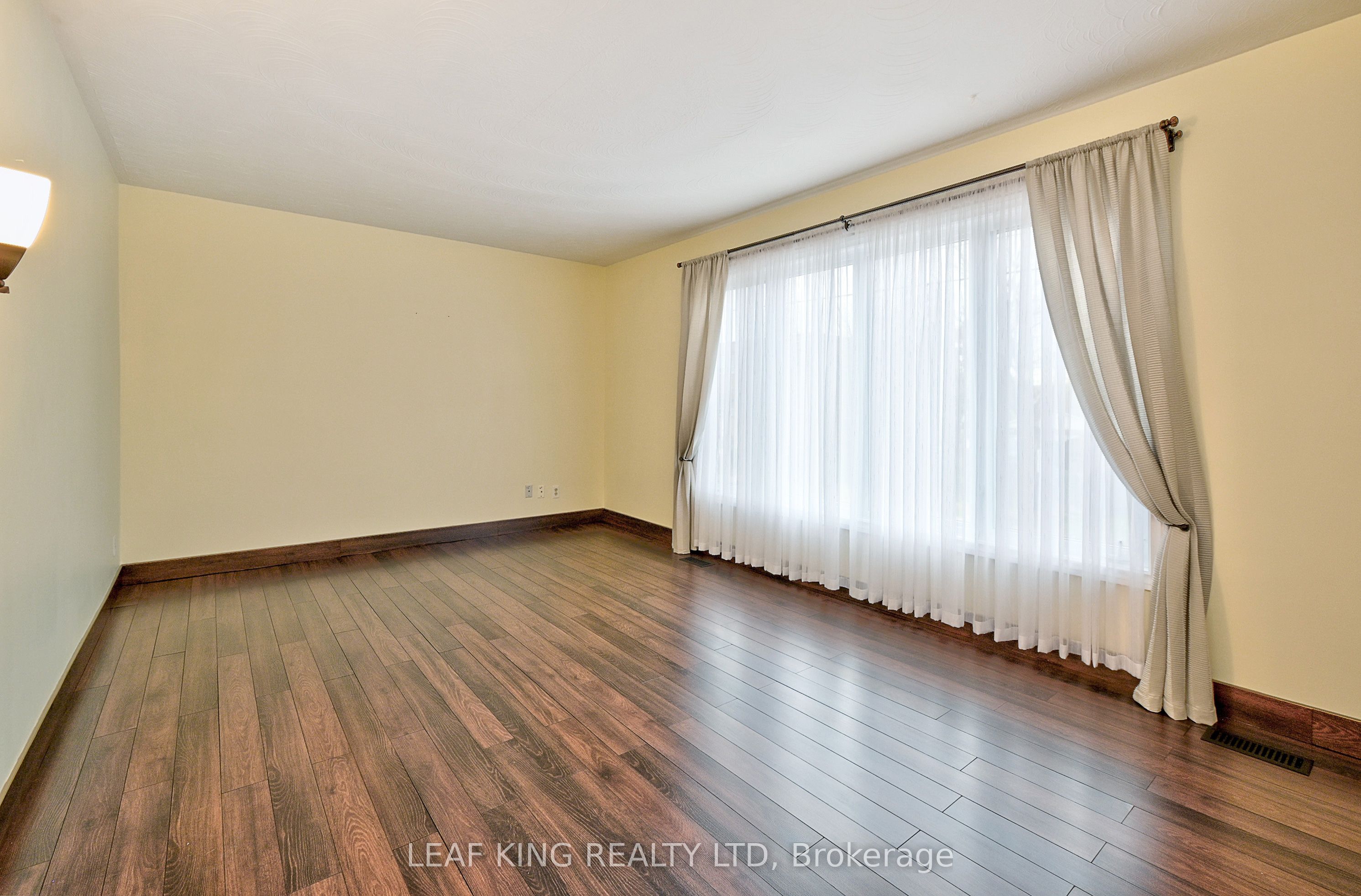 1476 Barton Street E 2, Hamilton, ON L8H 2W9 photo 5